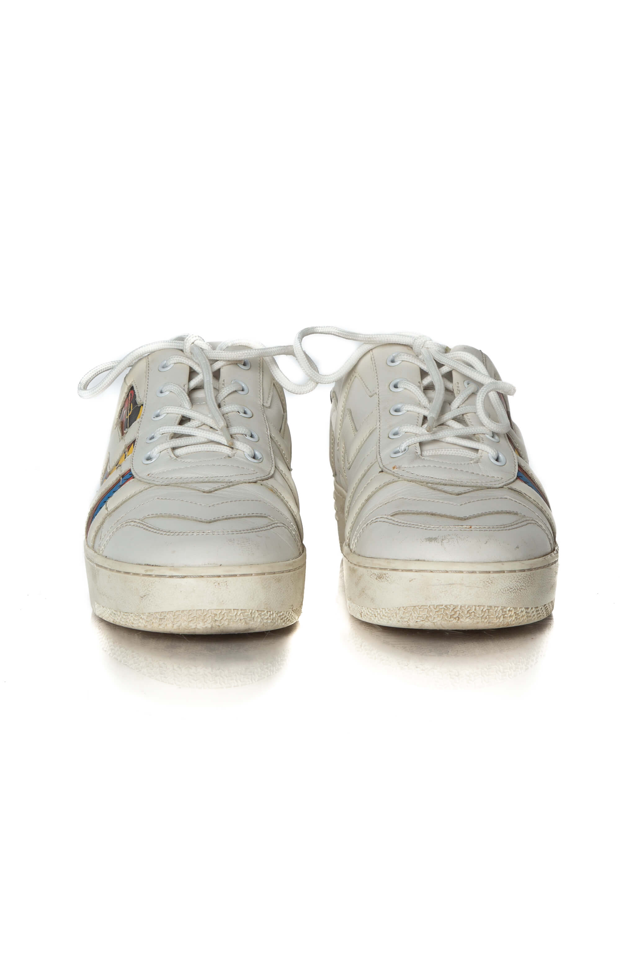 Bally, talla 8