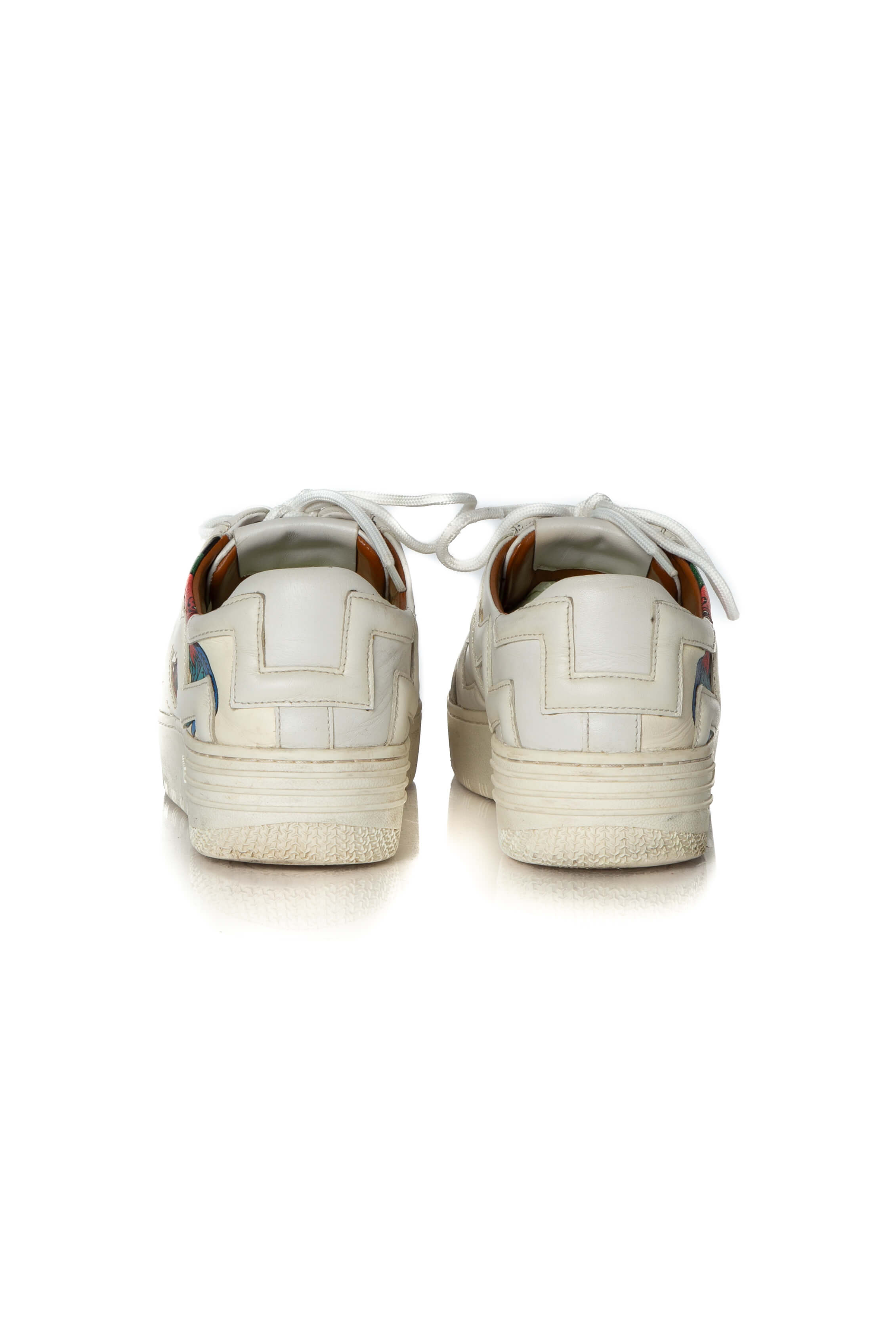Bally, talla 8