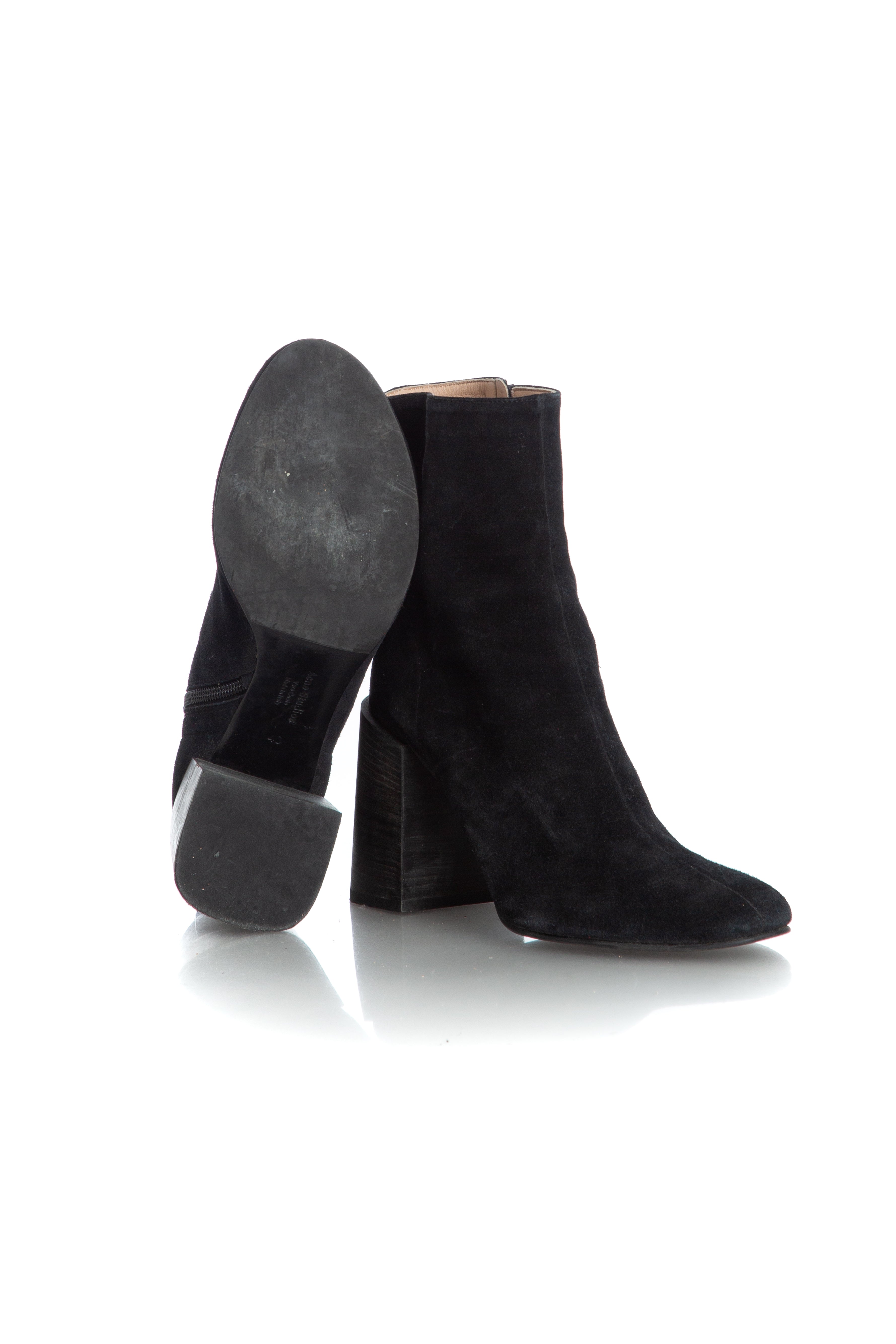 Acne Studios, 10 USA