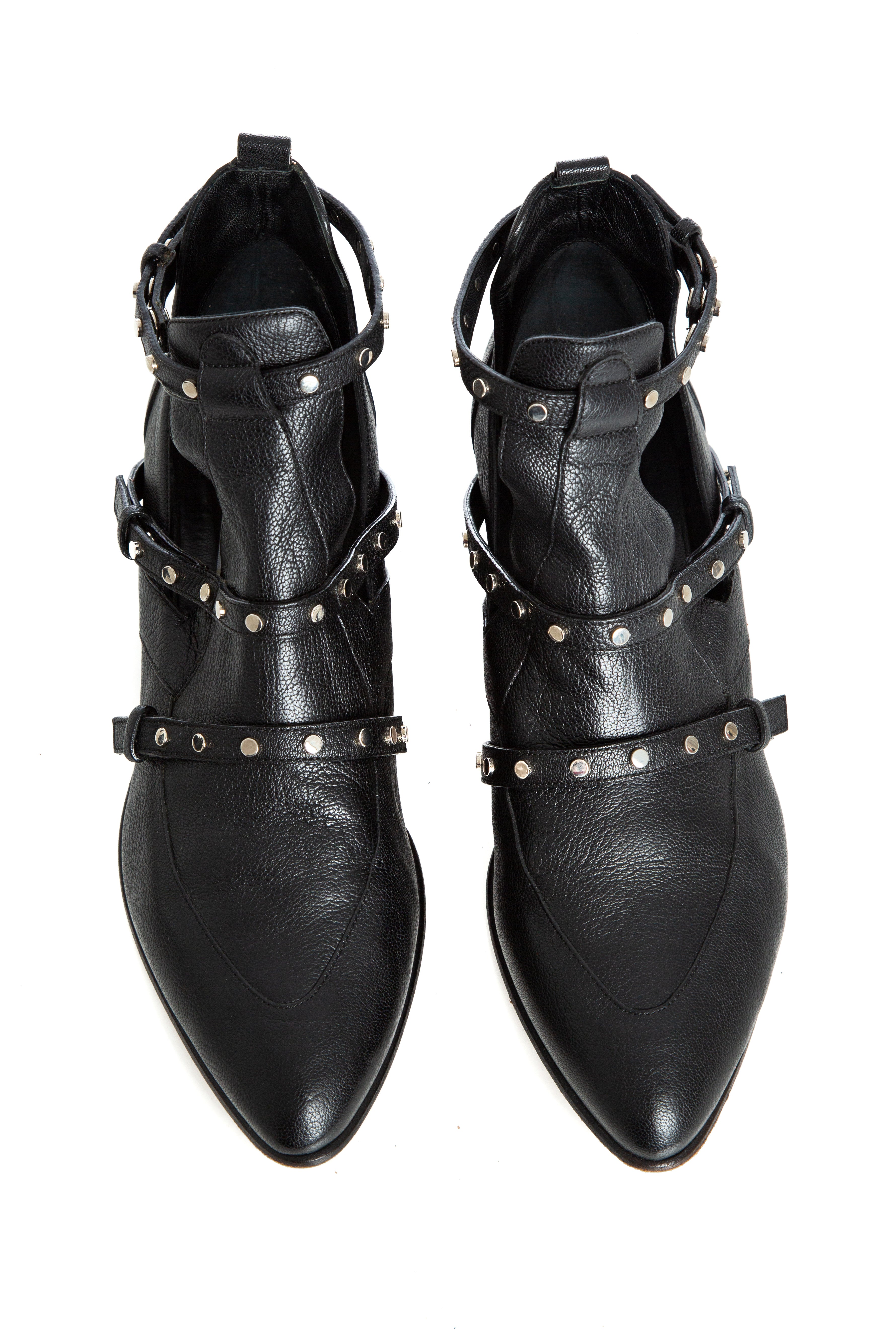 Jimmy Choo, 9.5 USA