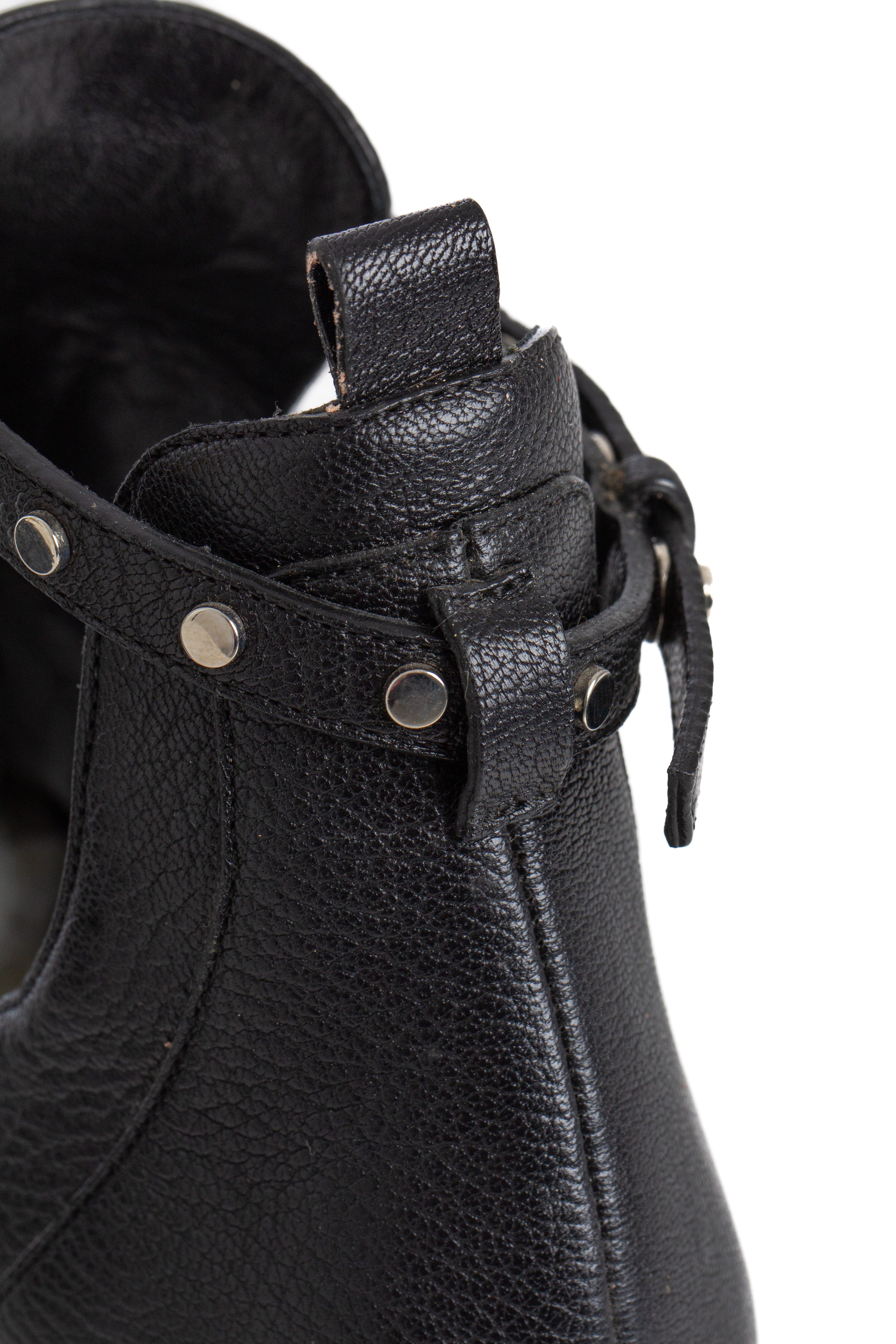 Jimmy Choo, 9.5 USA