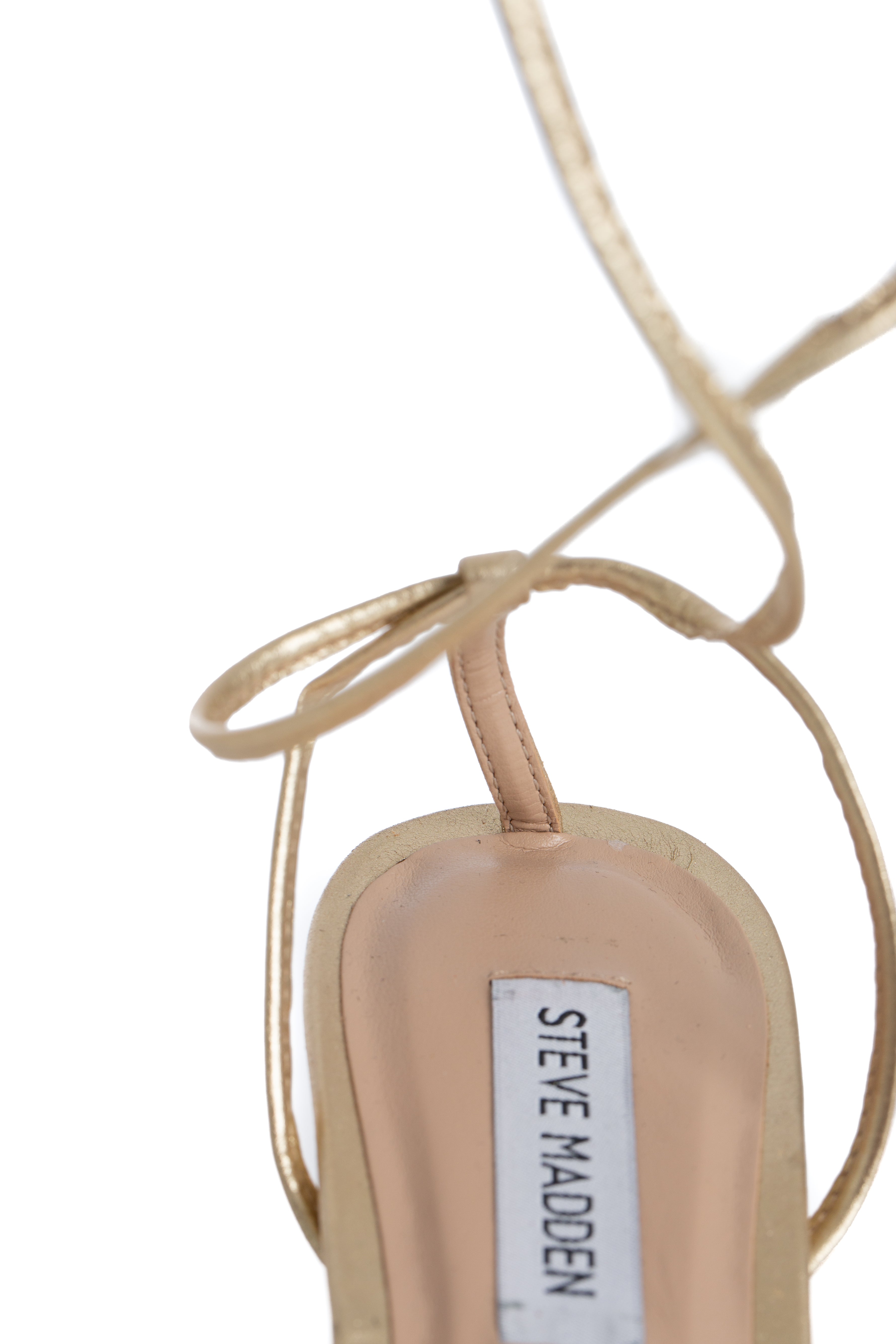 Steve Madden, 9 USA