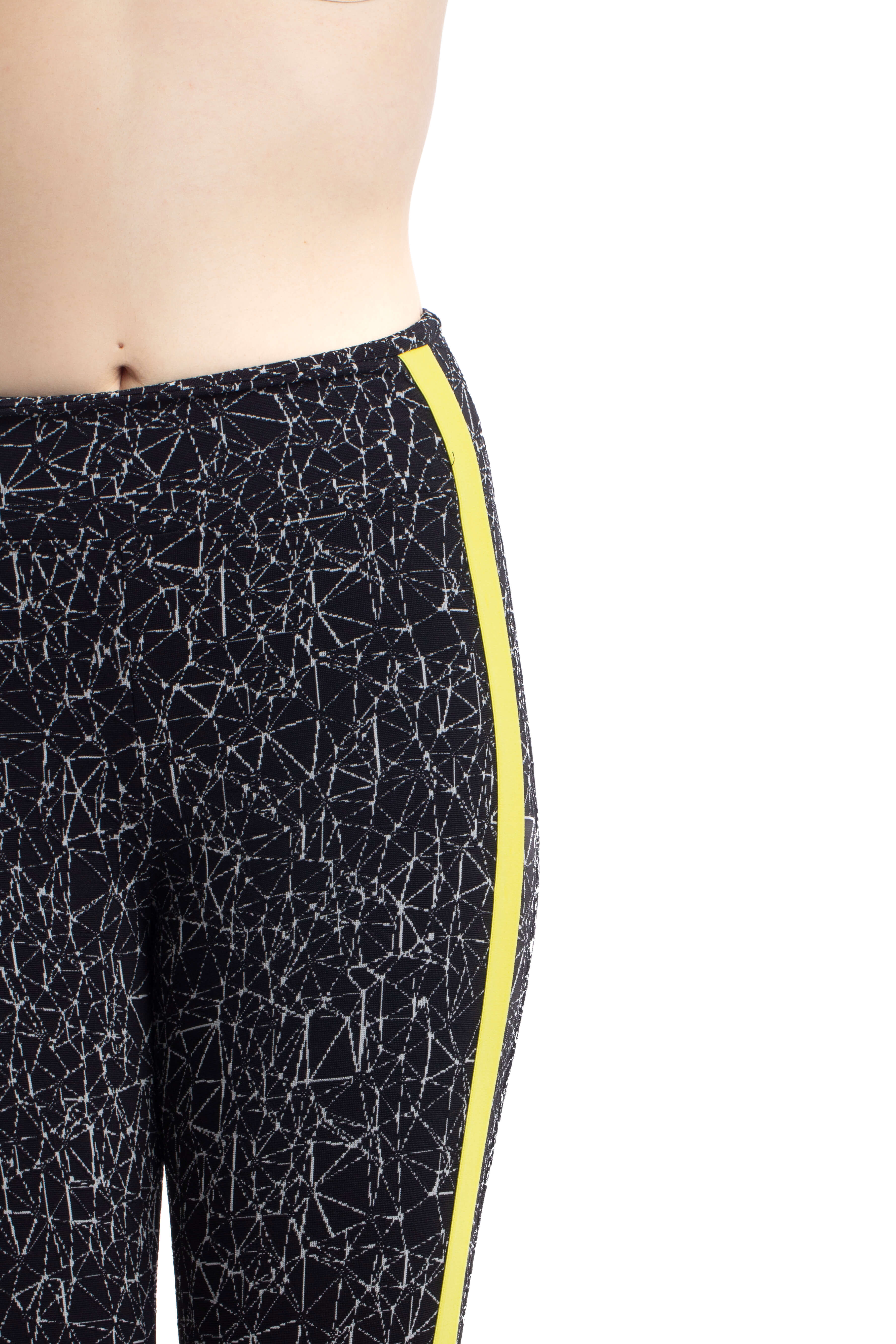 Koral, Talla M