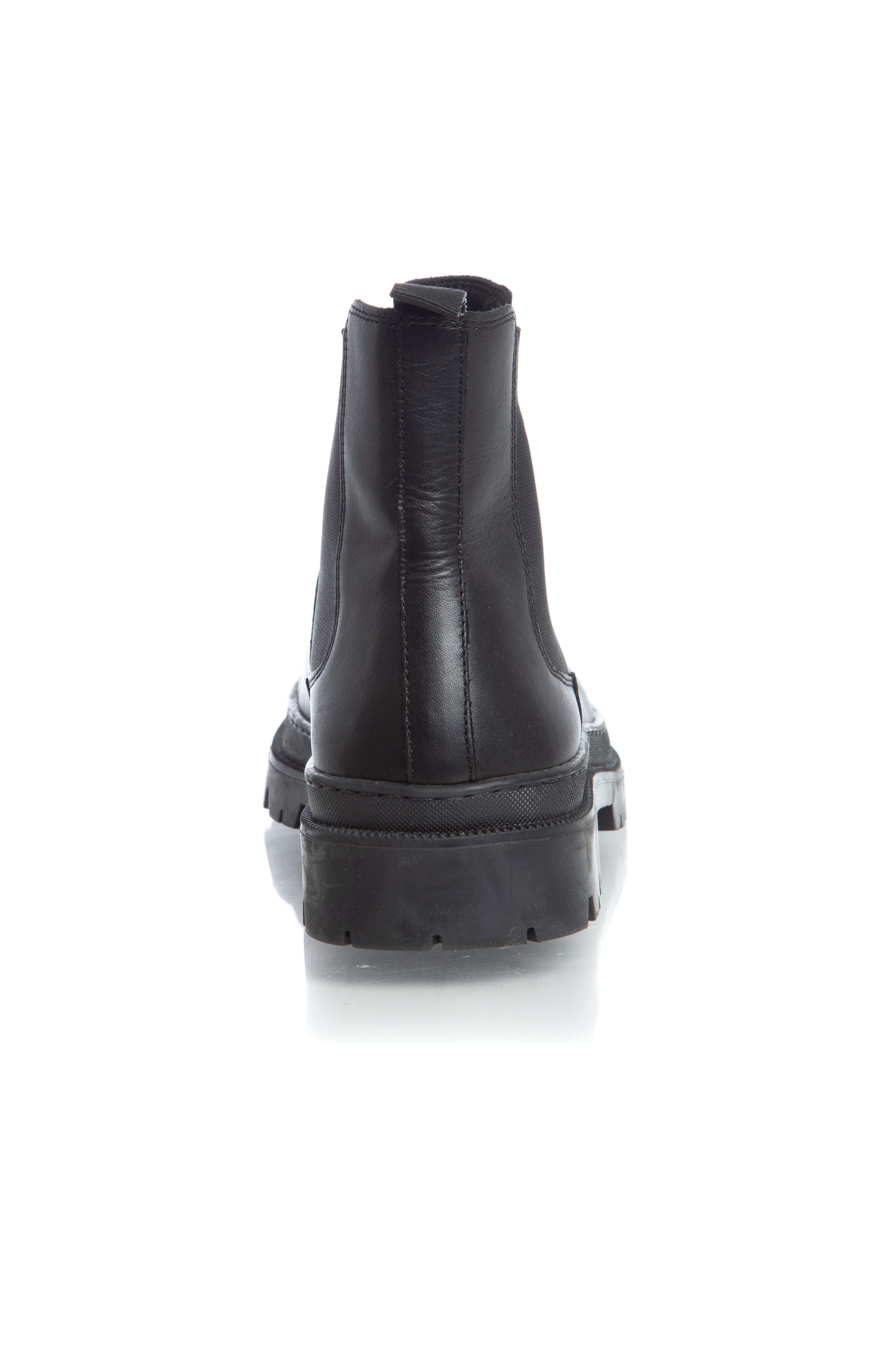 Aldo, Talla 10