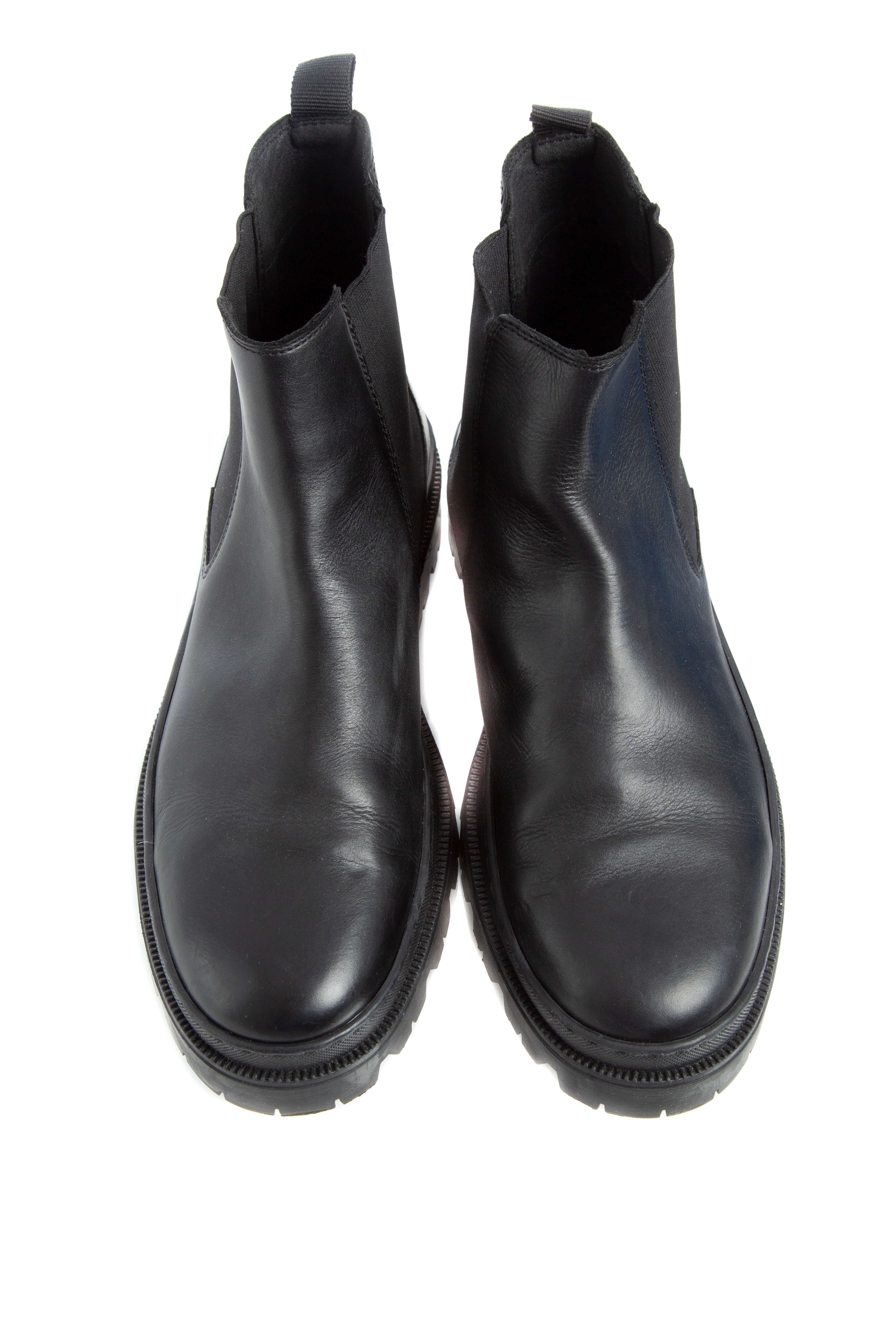 Aldo, Talla 10