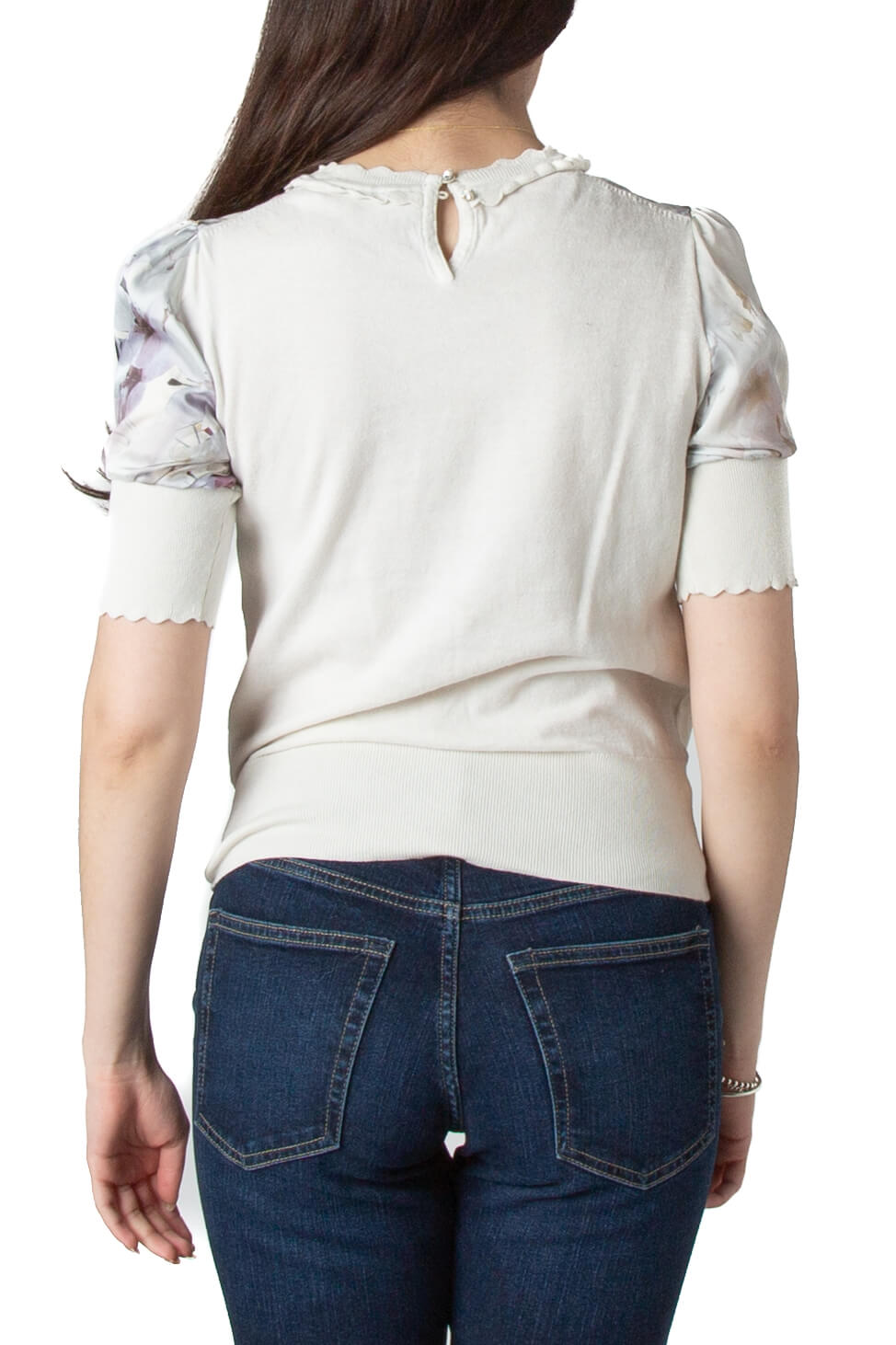 Ted Baker, Talla 0