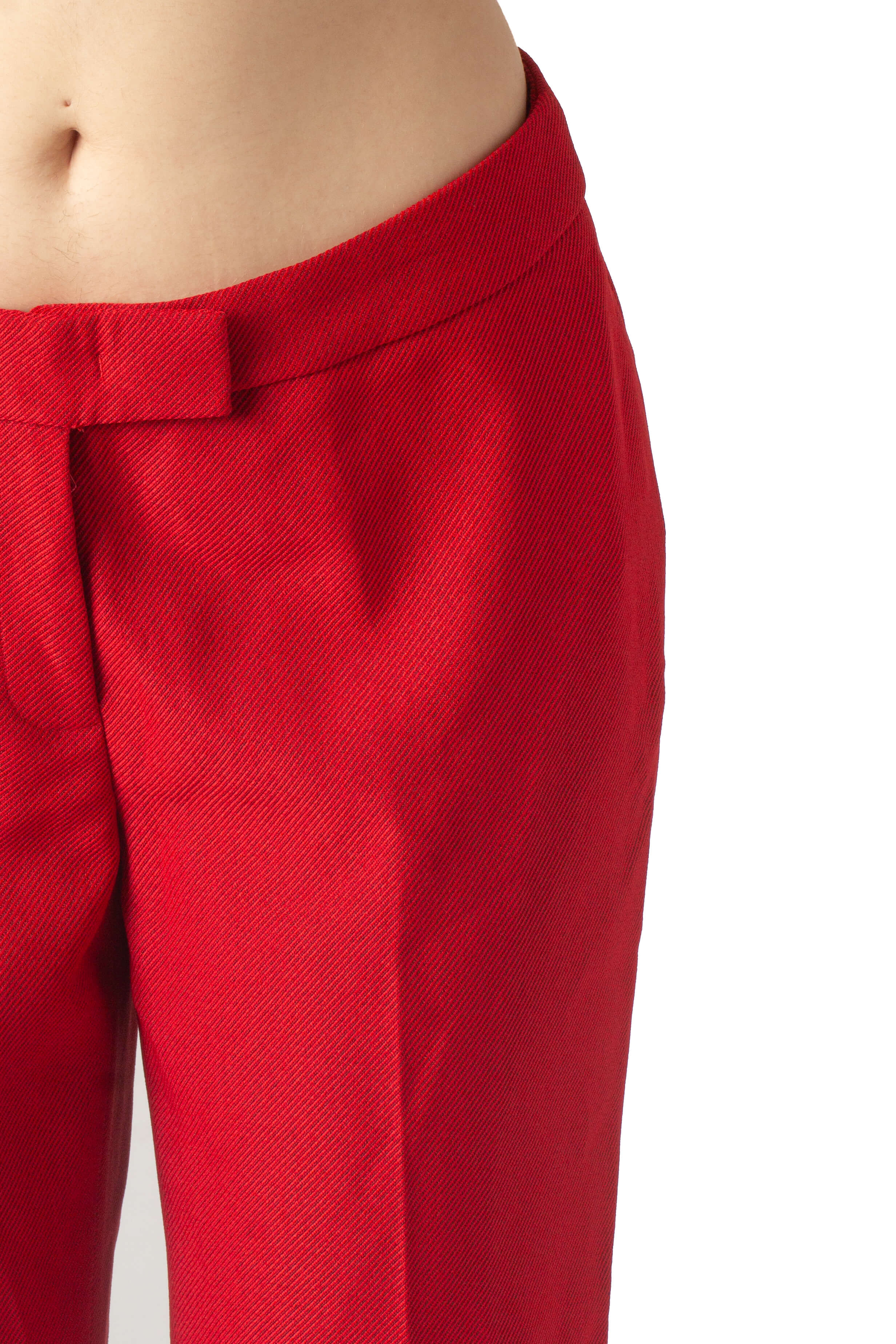 Anne Klein, Talla 4
