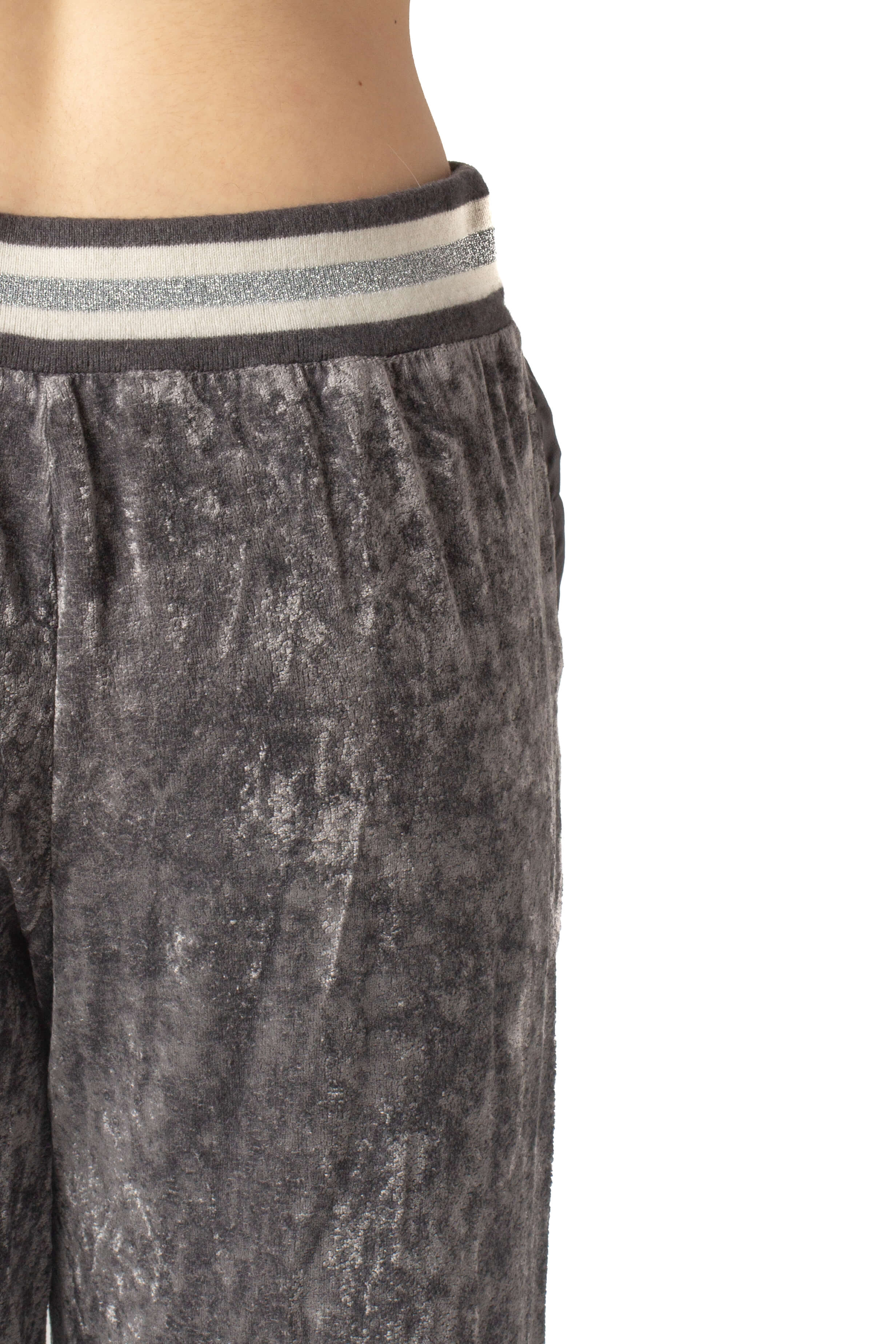 Ambrosi, Talla M