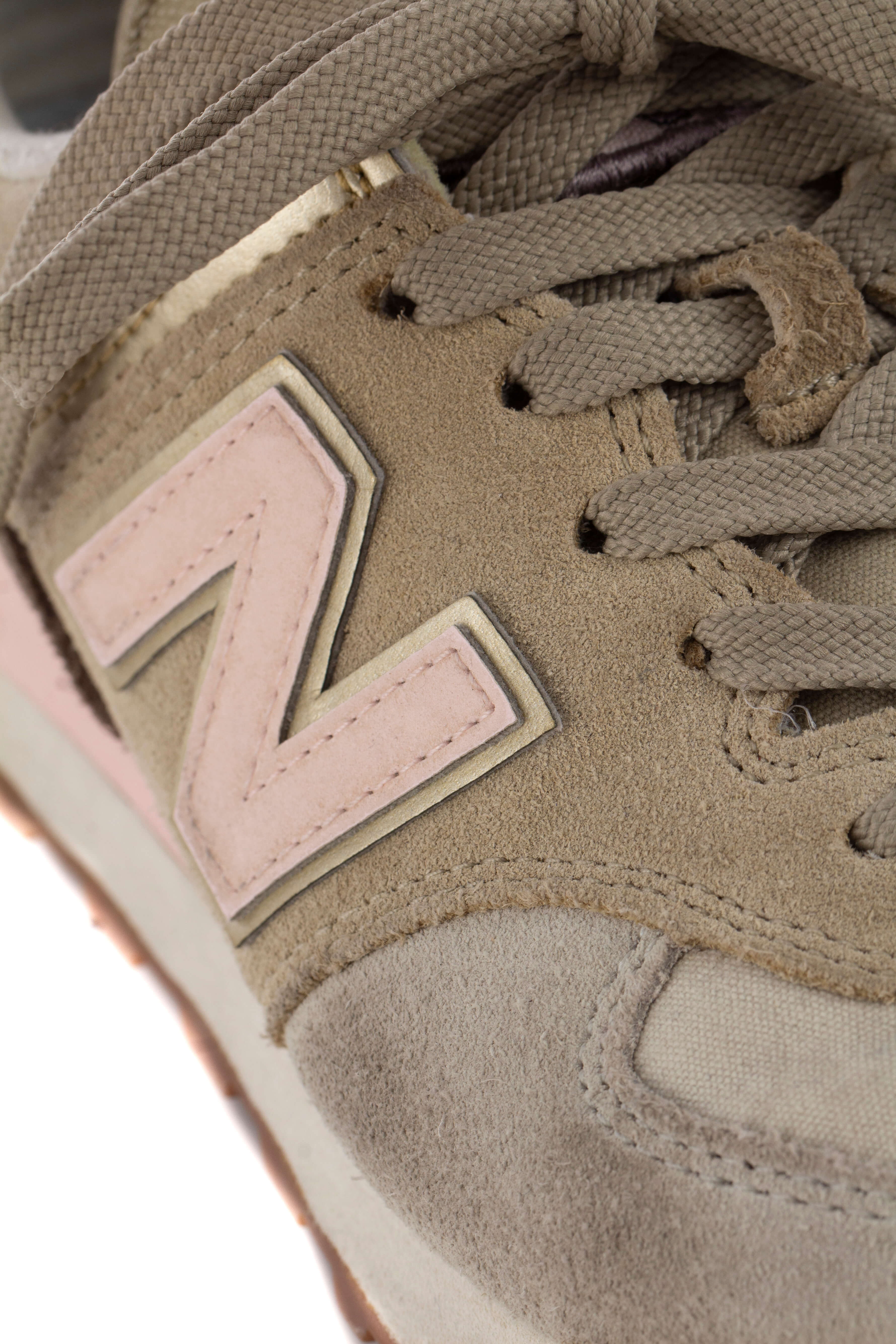 New Balance, Talla 8