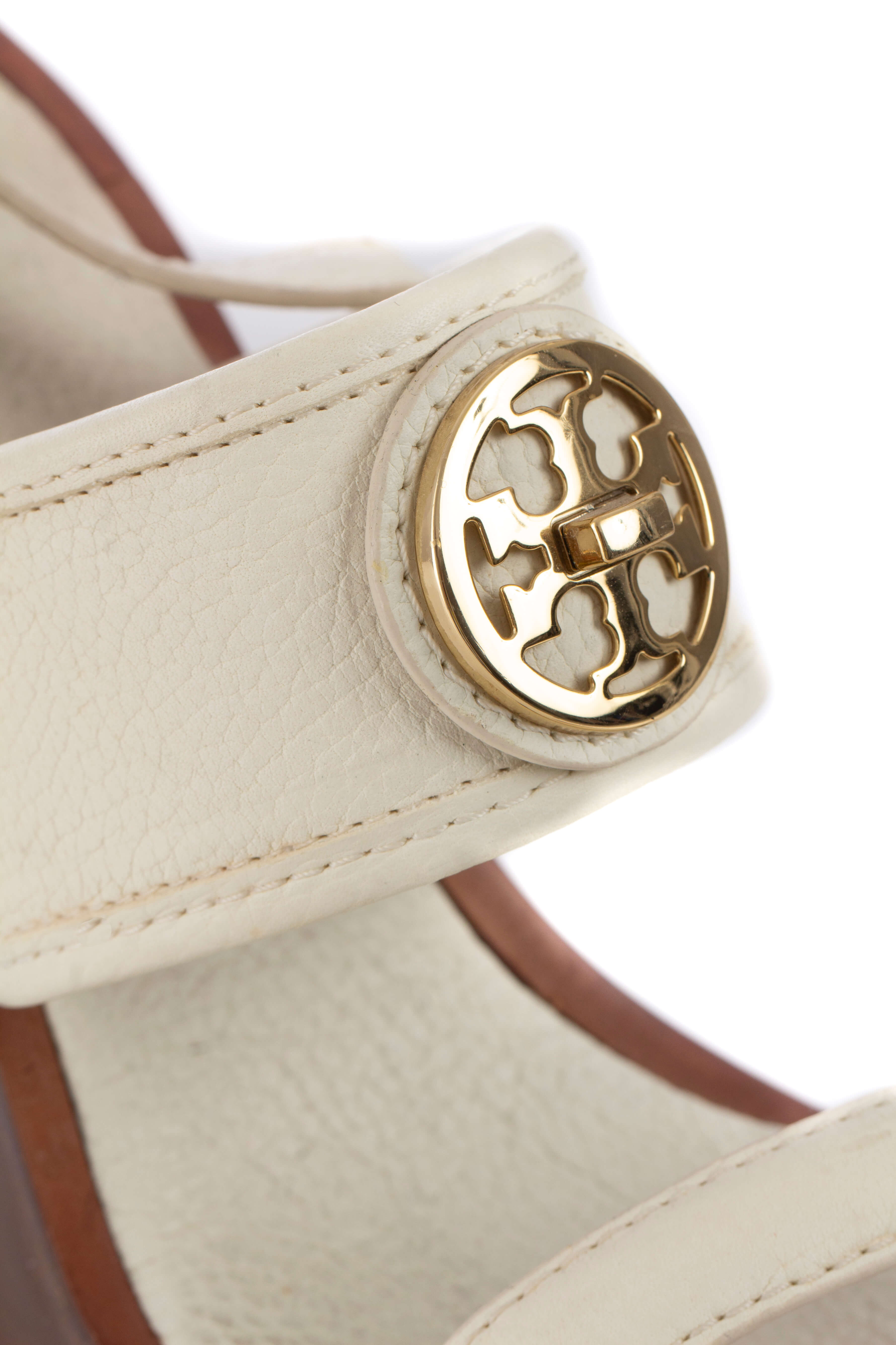 Tory Burch, Talla 9
