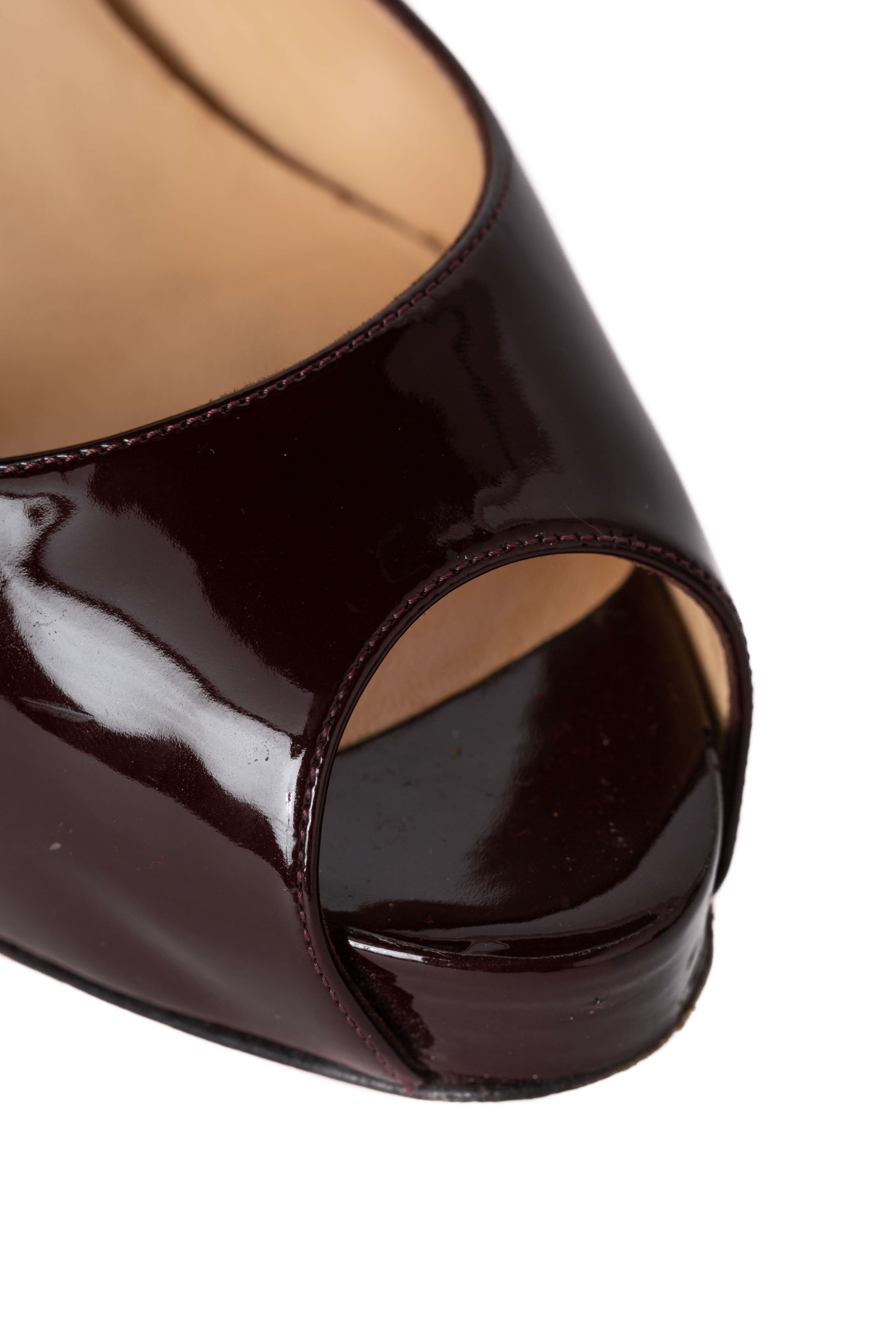 Christian Louboutin, talla 38