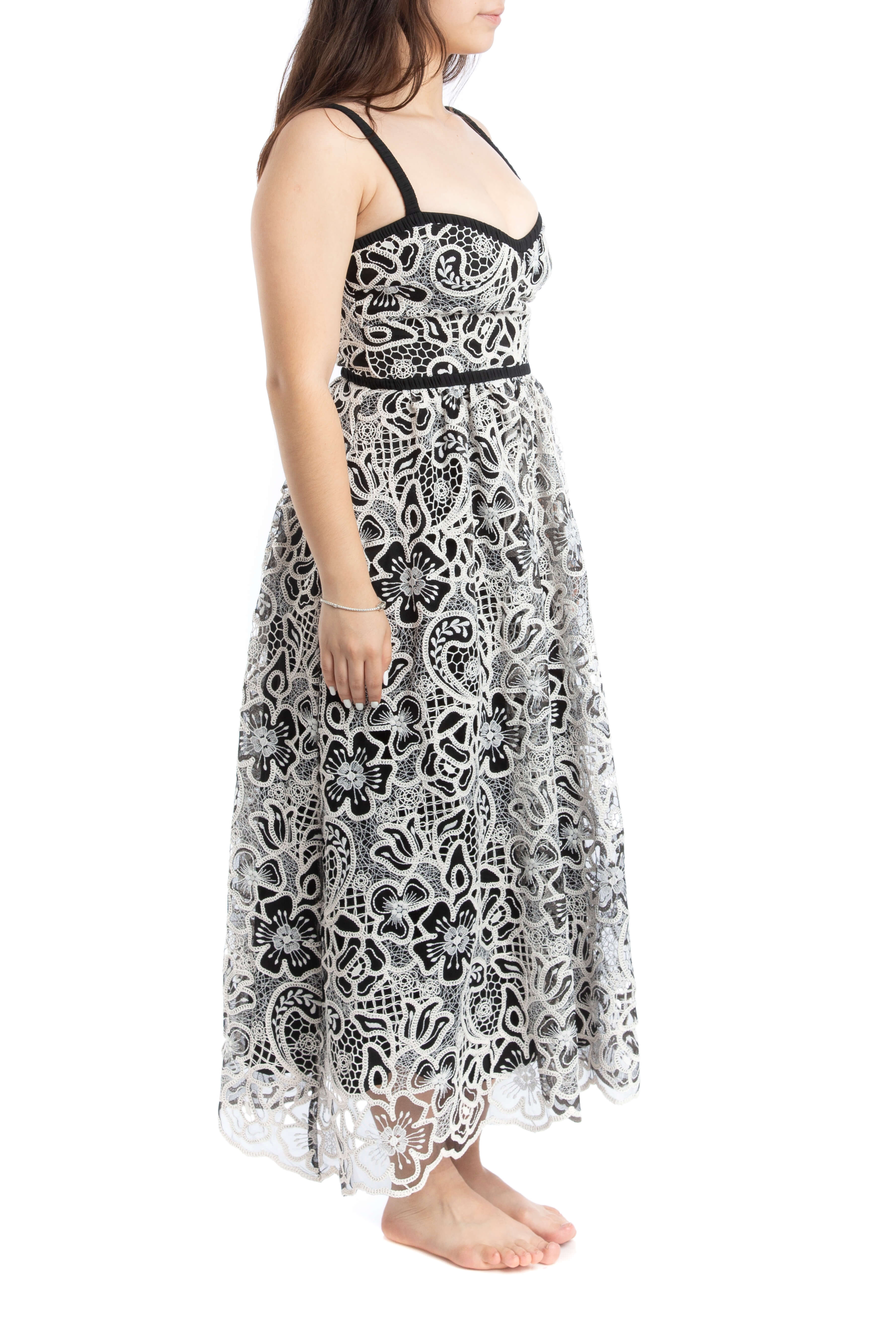 Monique Lhuillier, Talla 4