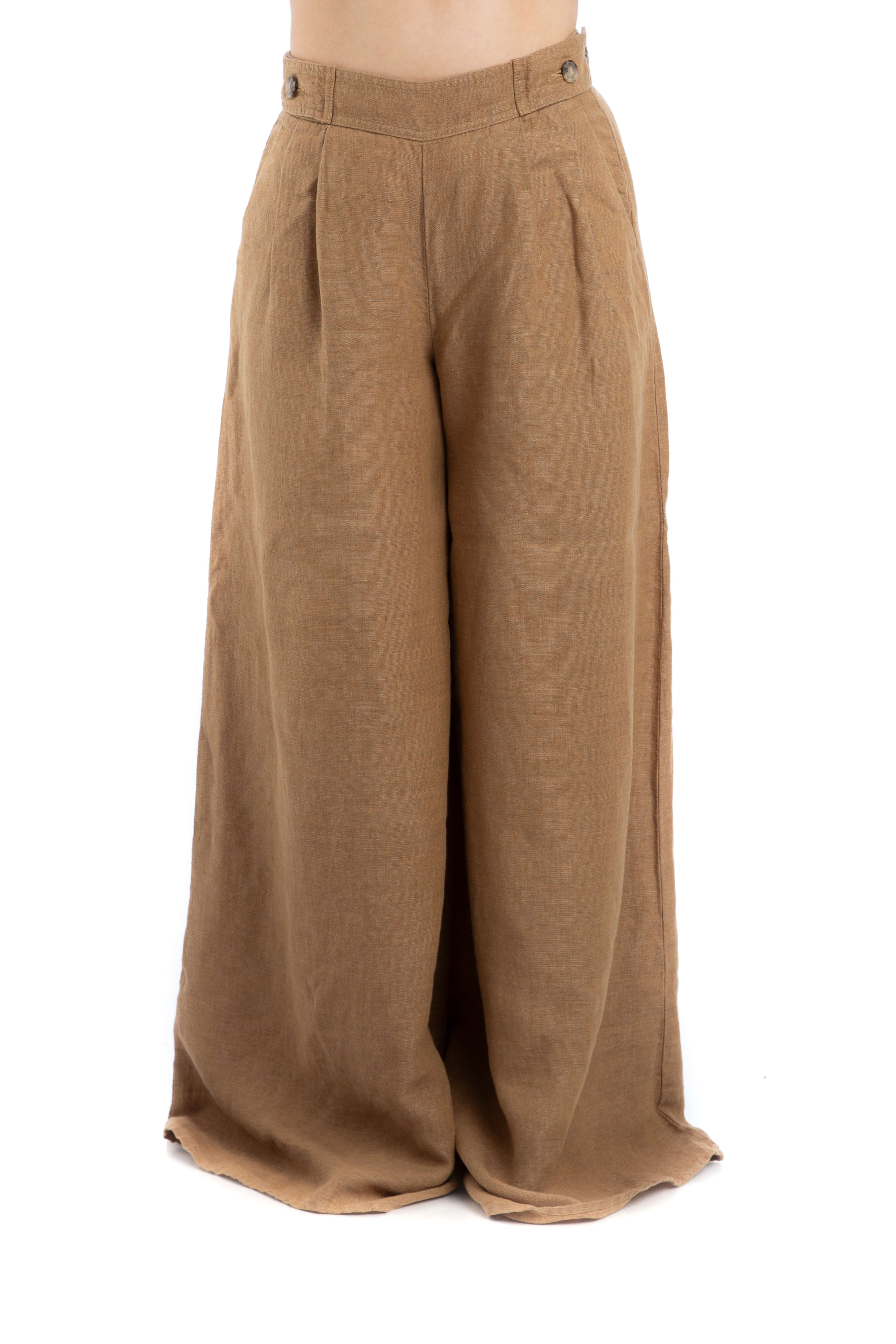 Banana Republic, Talla 2