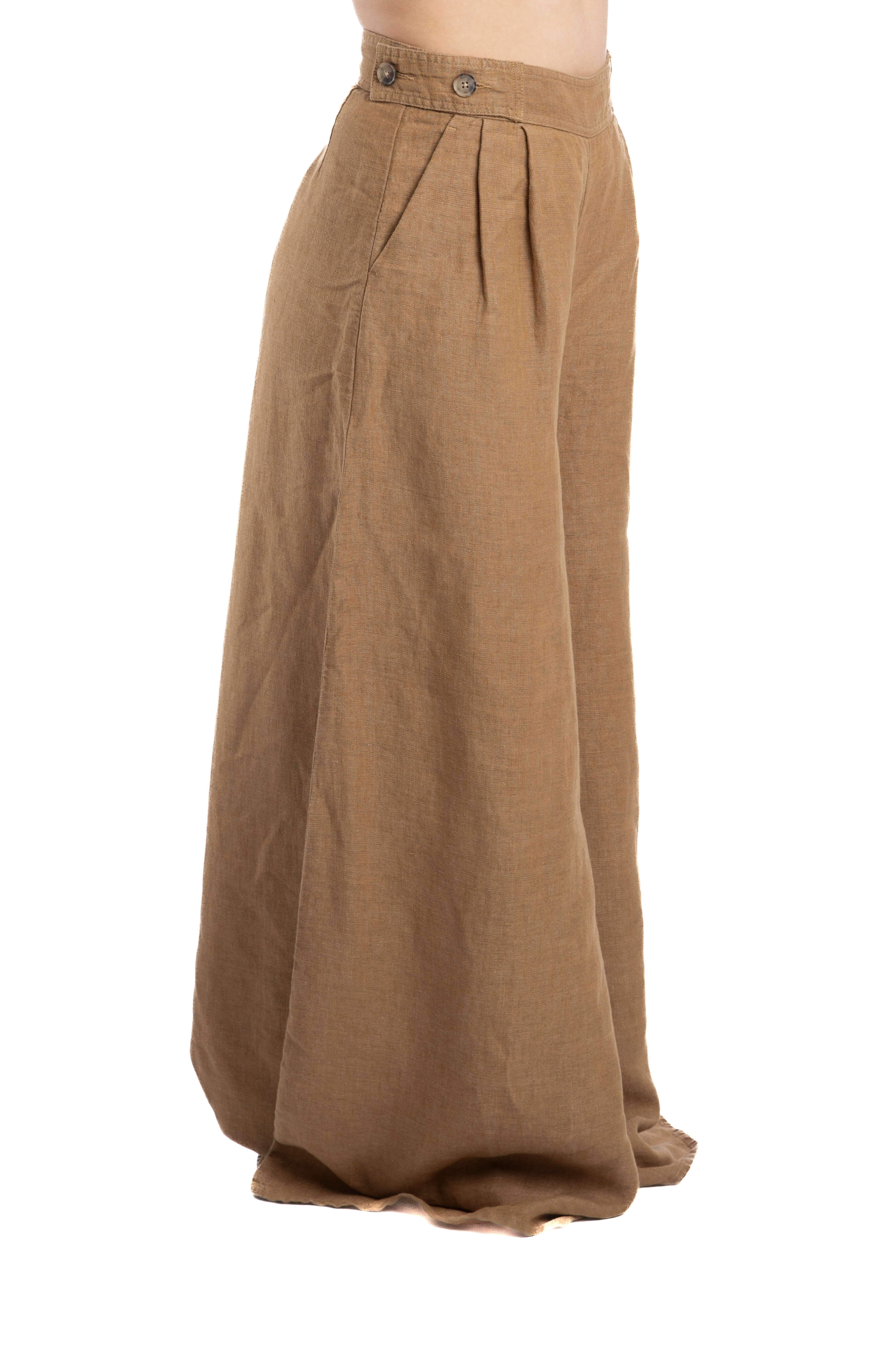 Banana Republic, Talla 2