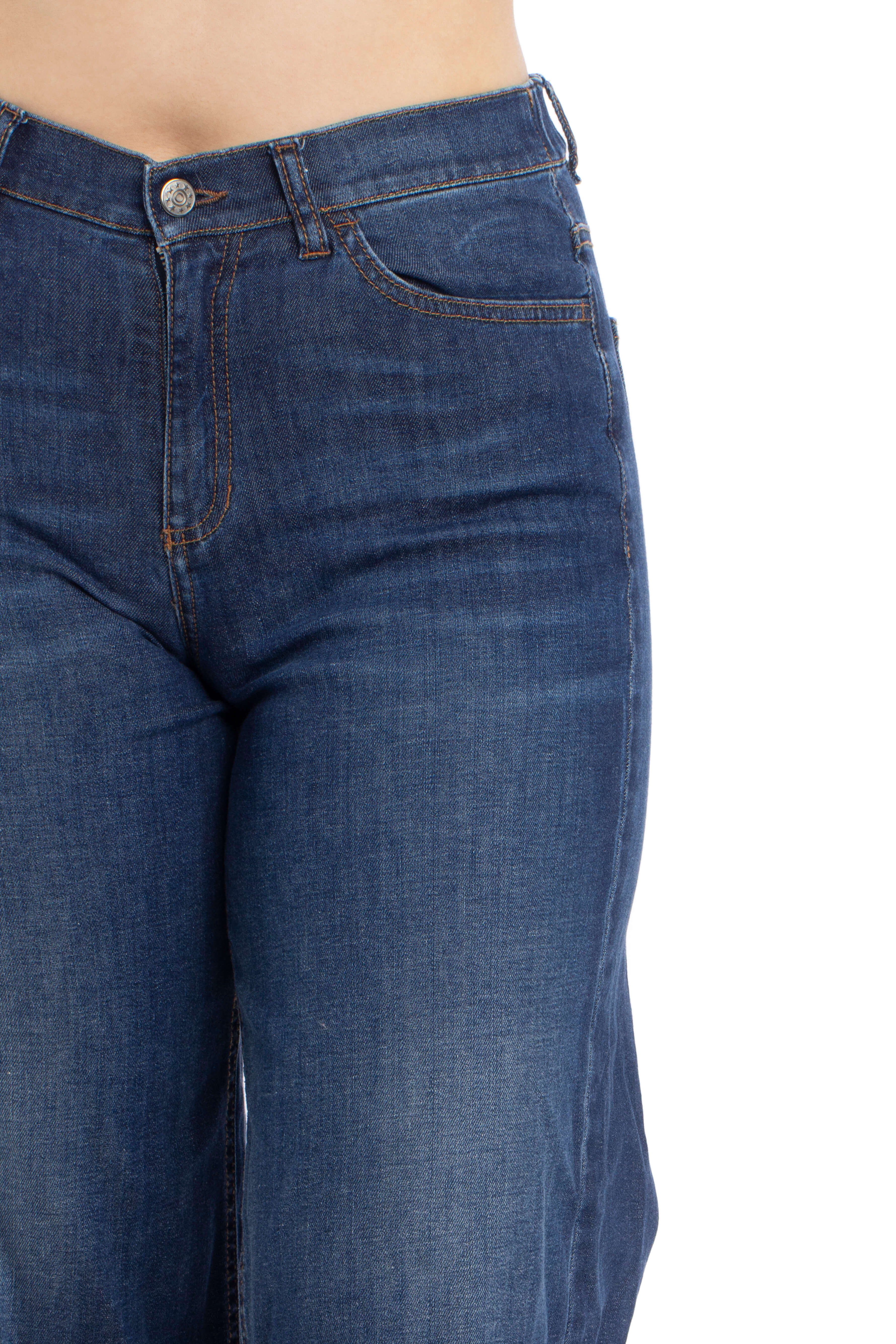 Ambrosi, Talla 32