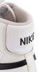 Nike, Talla 7