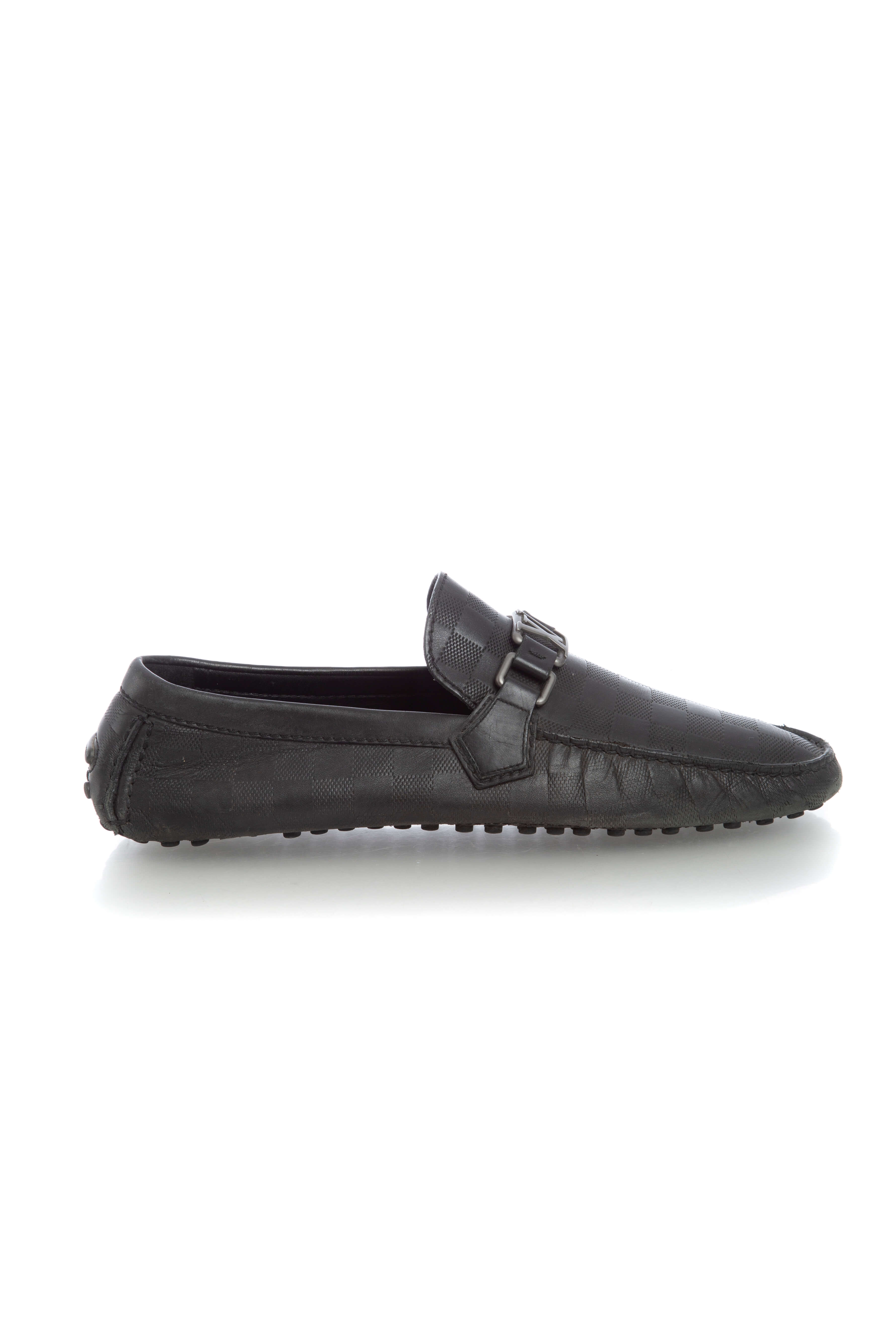 Louis Vuitton, Talla 10