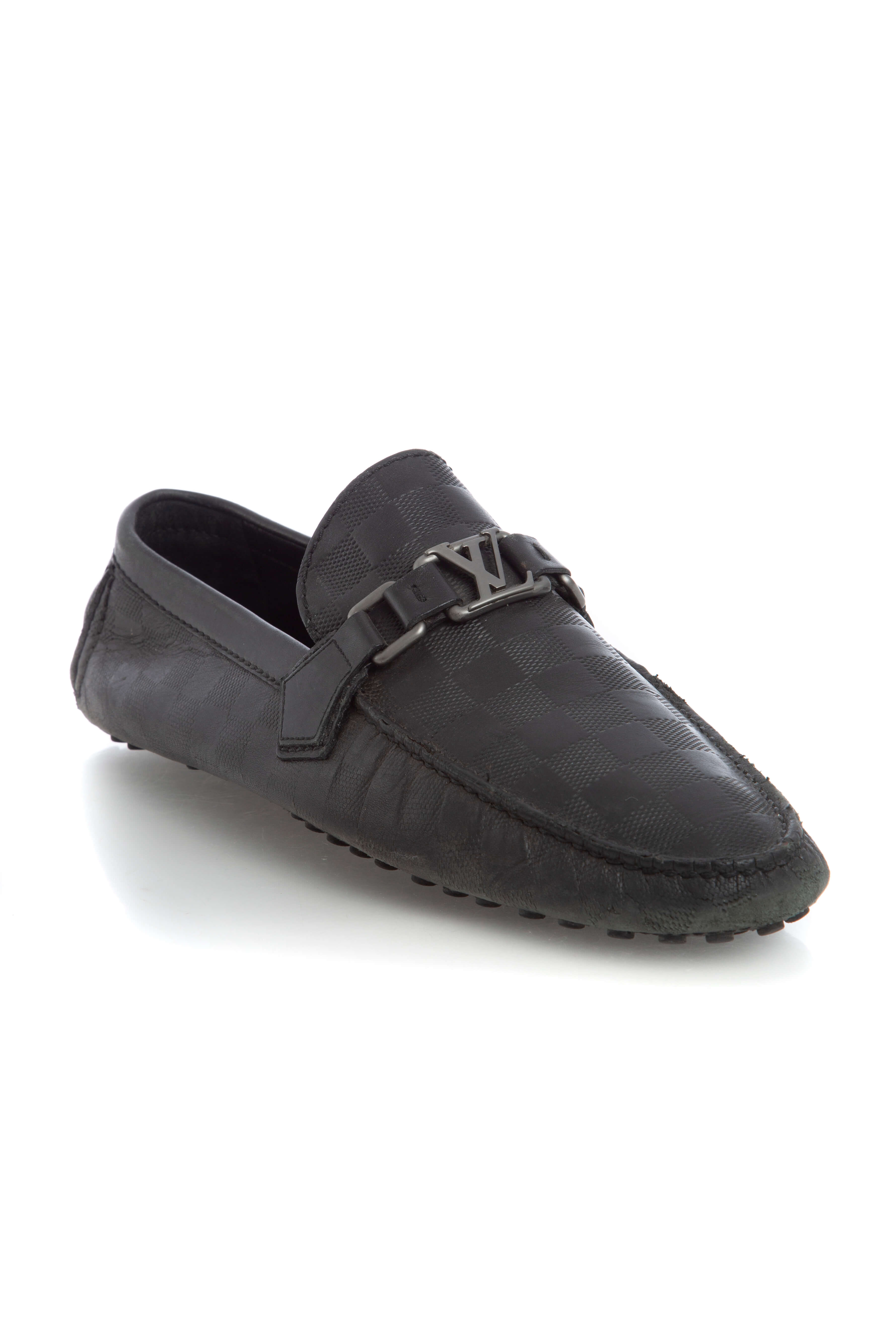 Louis Vuitton, Talla 10