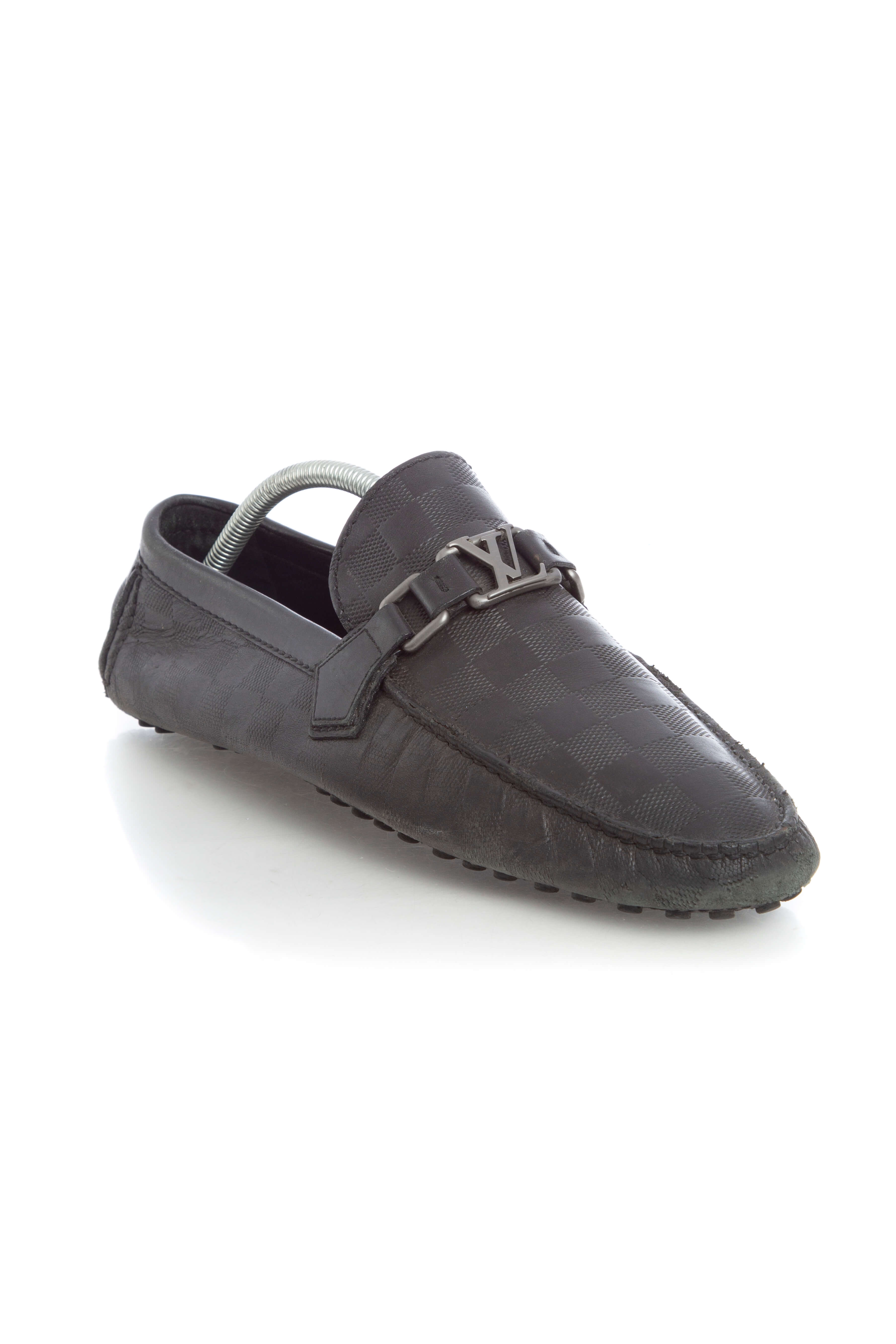 Louis Vuitton, Talla 10