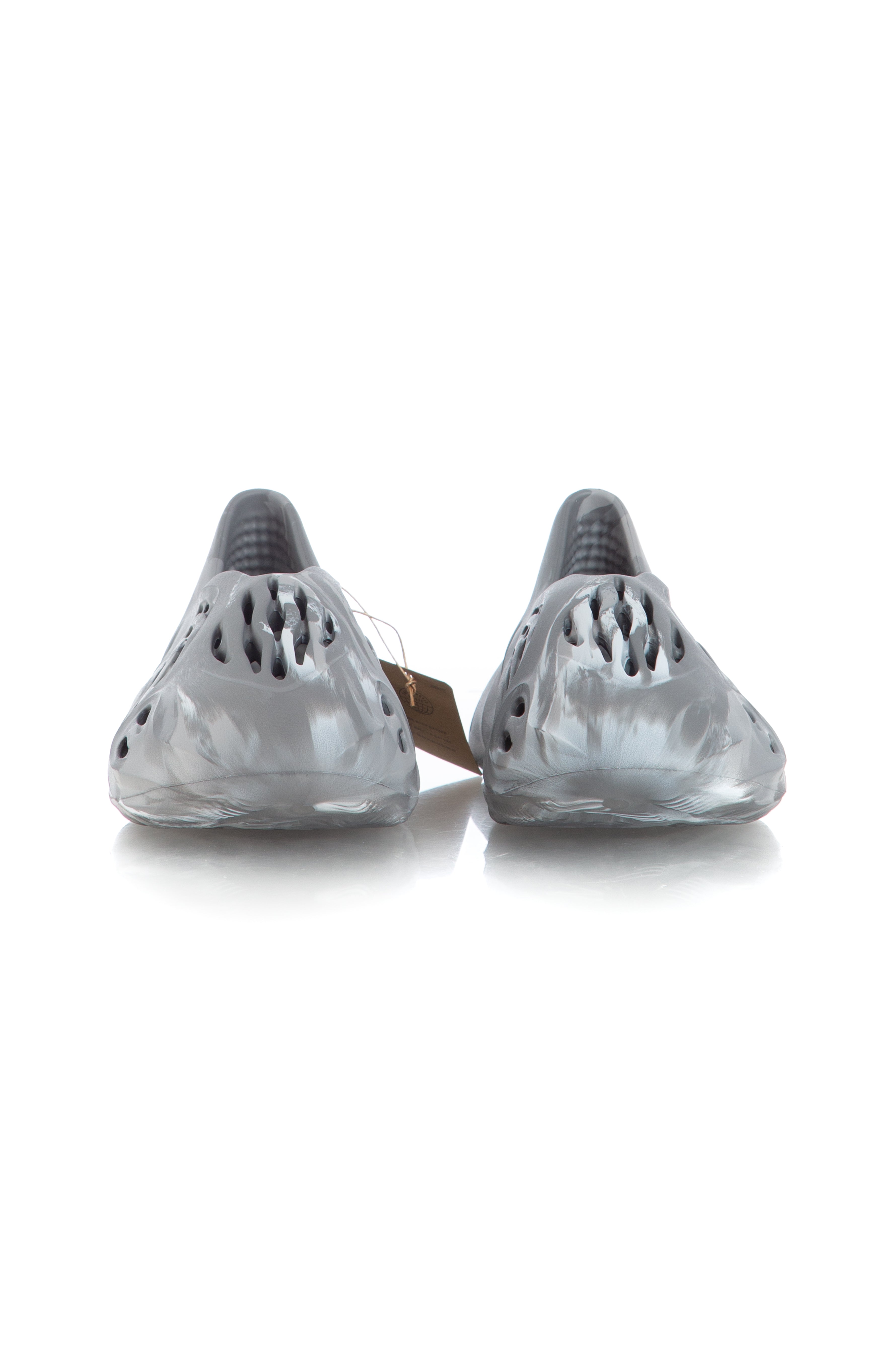 Adidas x Yeezy, 6 USA (NWT)