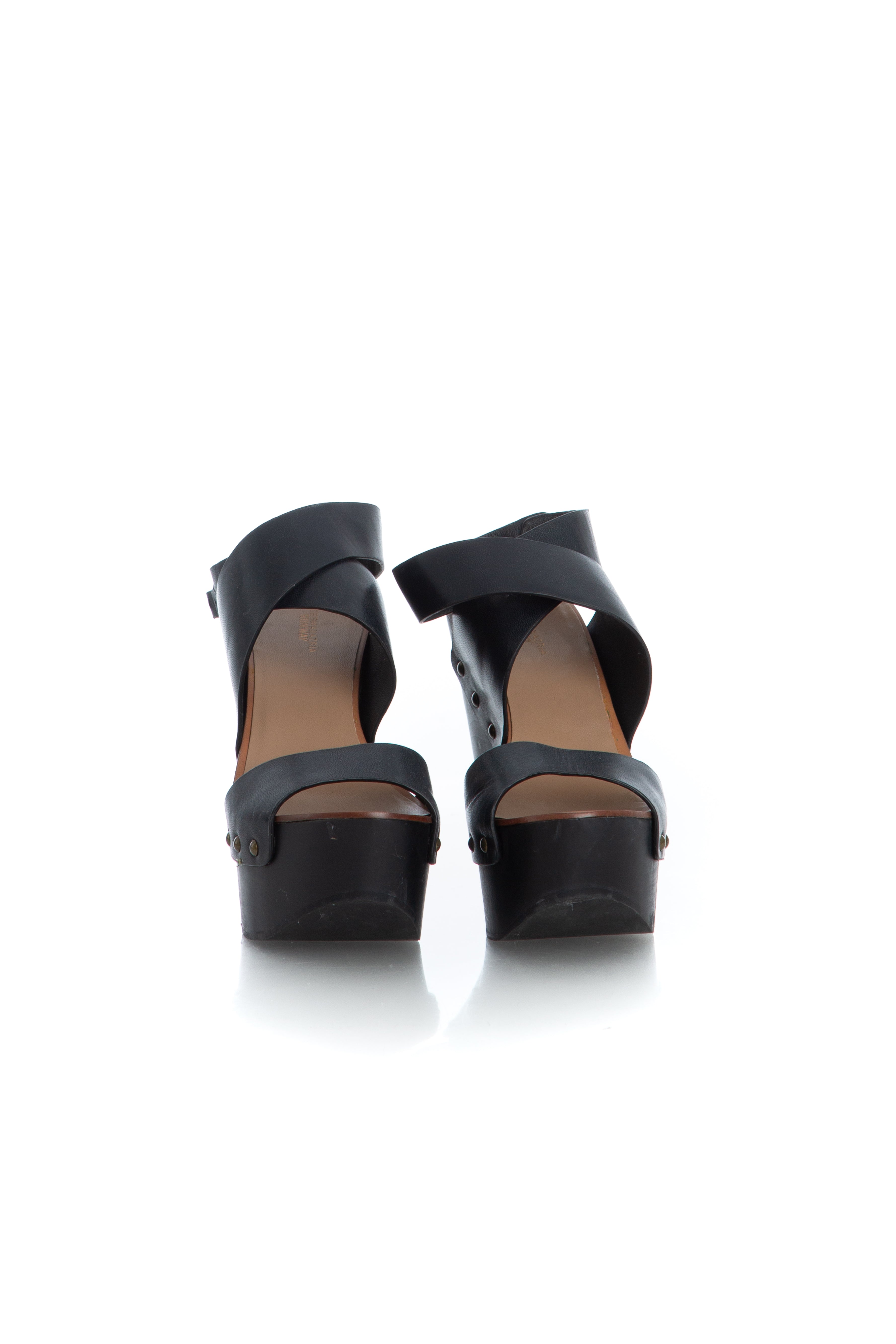 Alexander McQueen, 8 USA