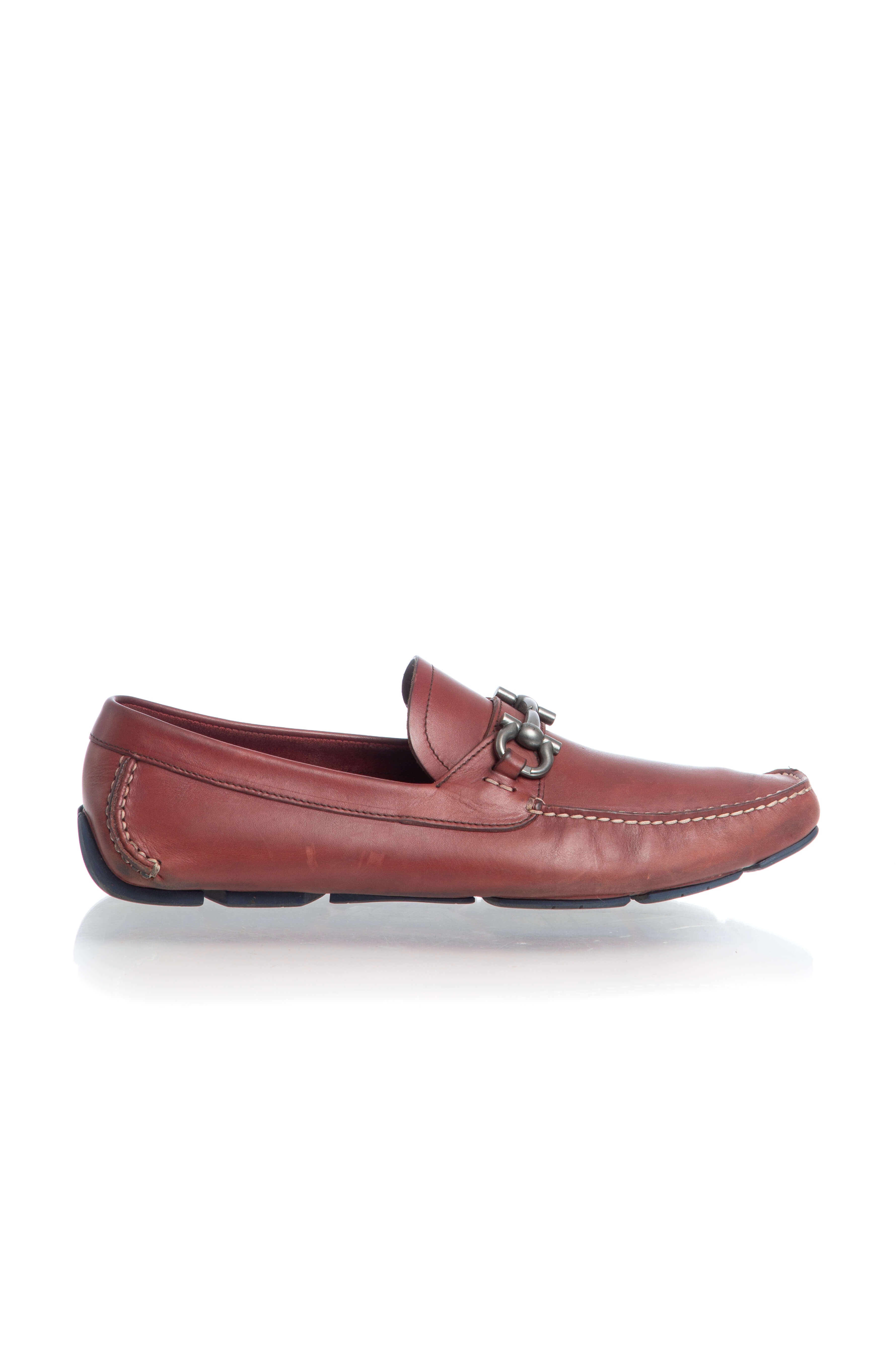 Salvatore Ferragamo, Talla 9.5