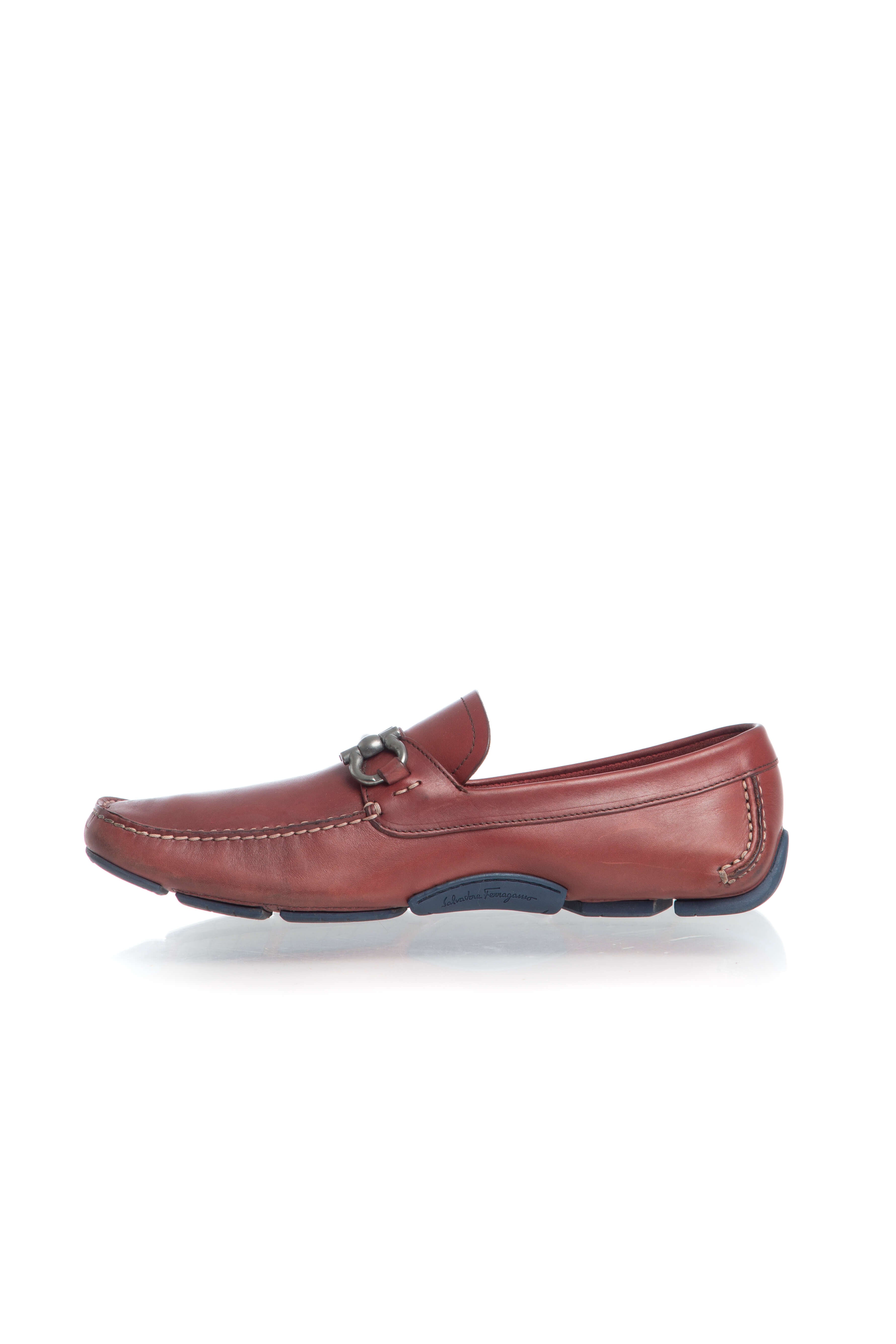 Salvatore Ferragamo, Talla 9.5