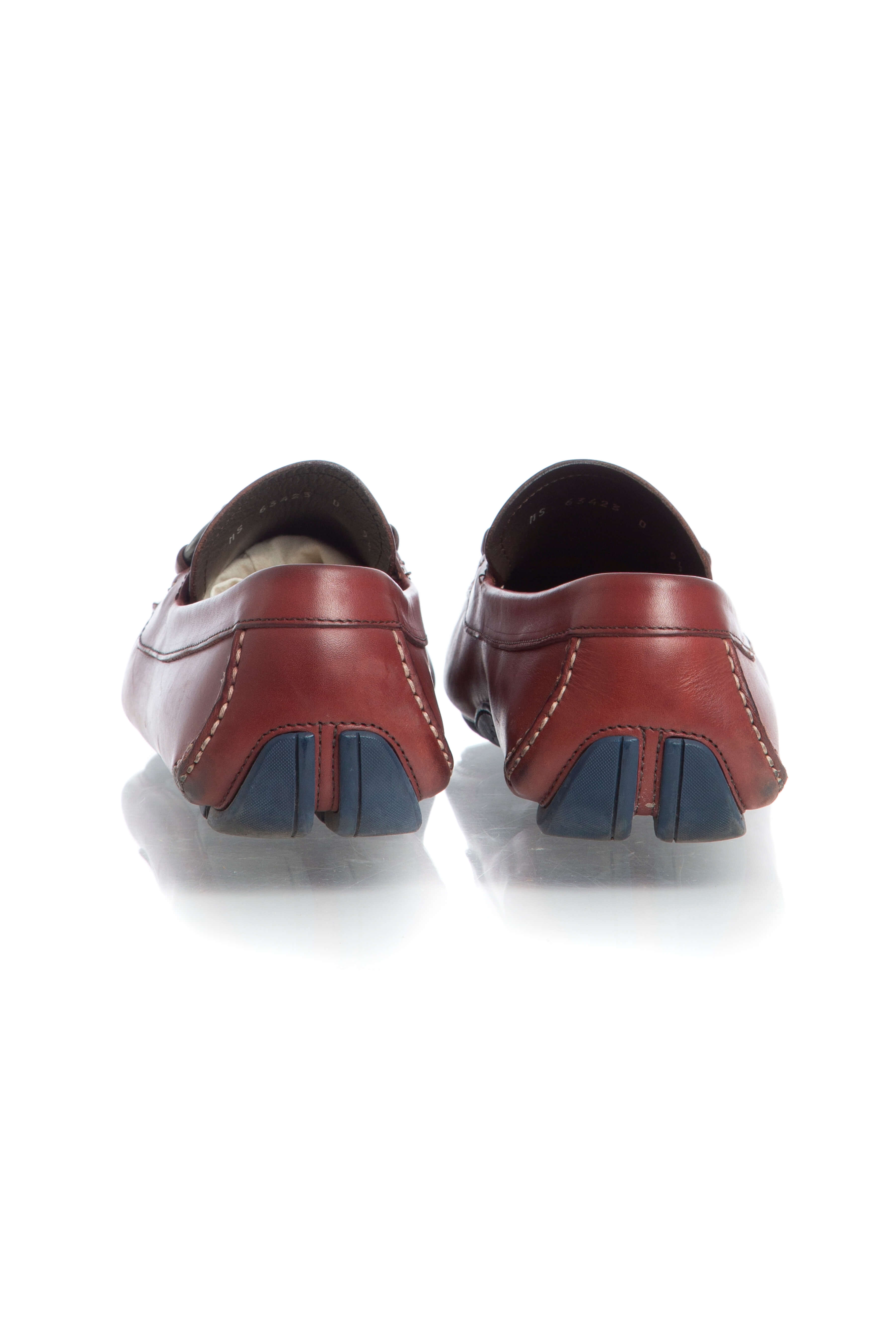 Salvatore Ferragamo, Talla 9.5