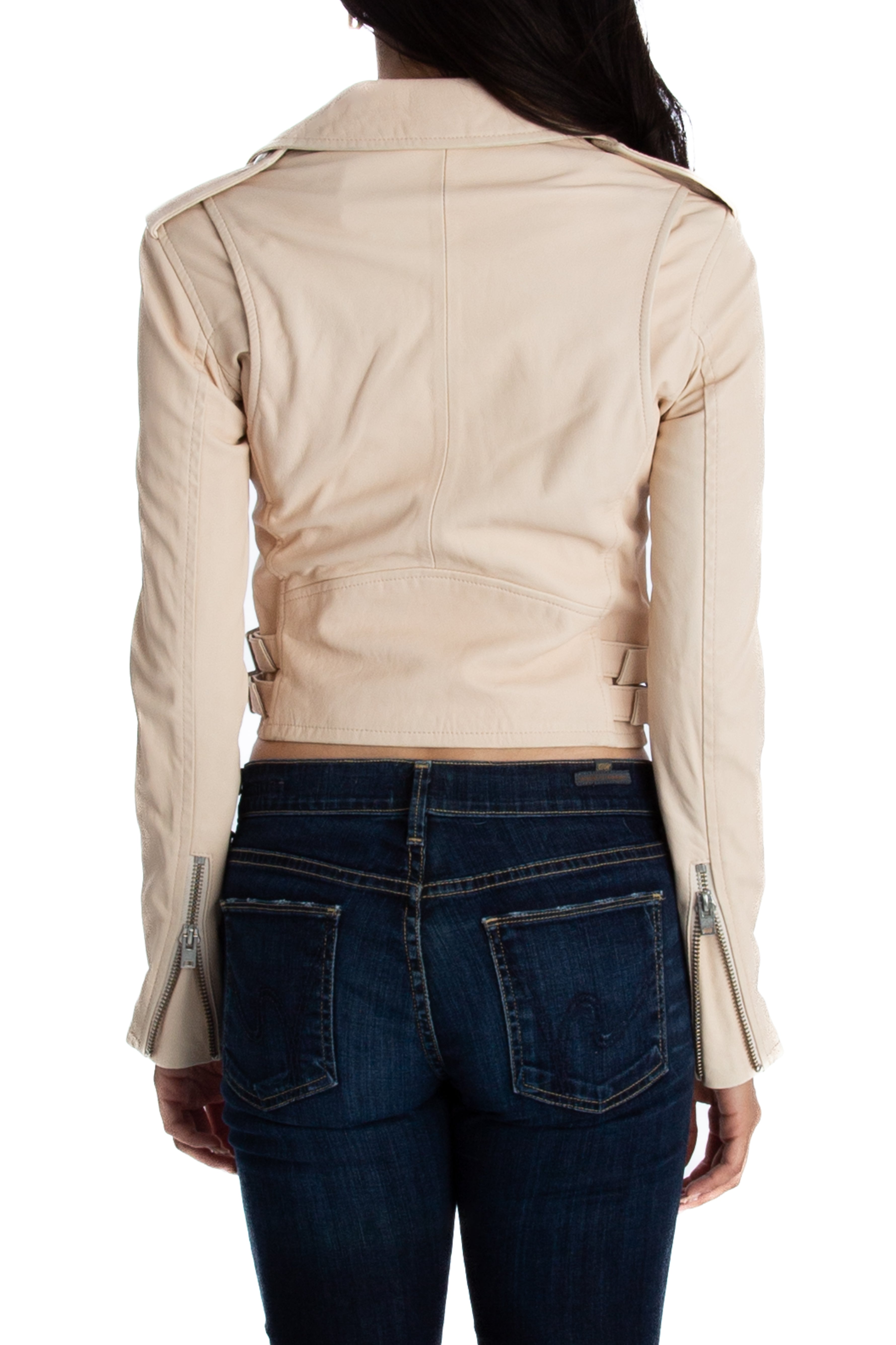 Iro, Talla 36