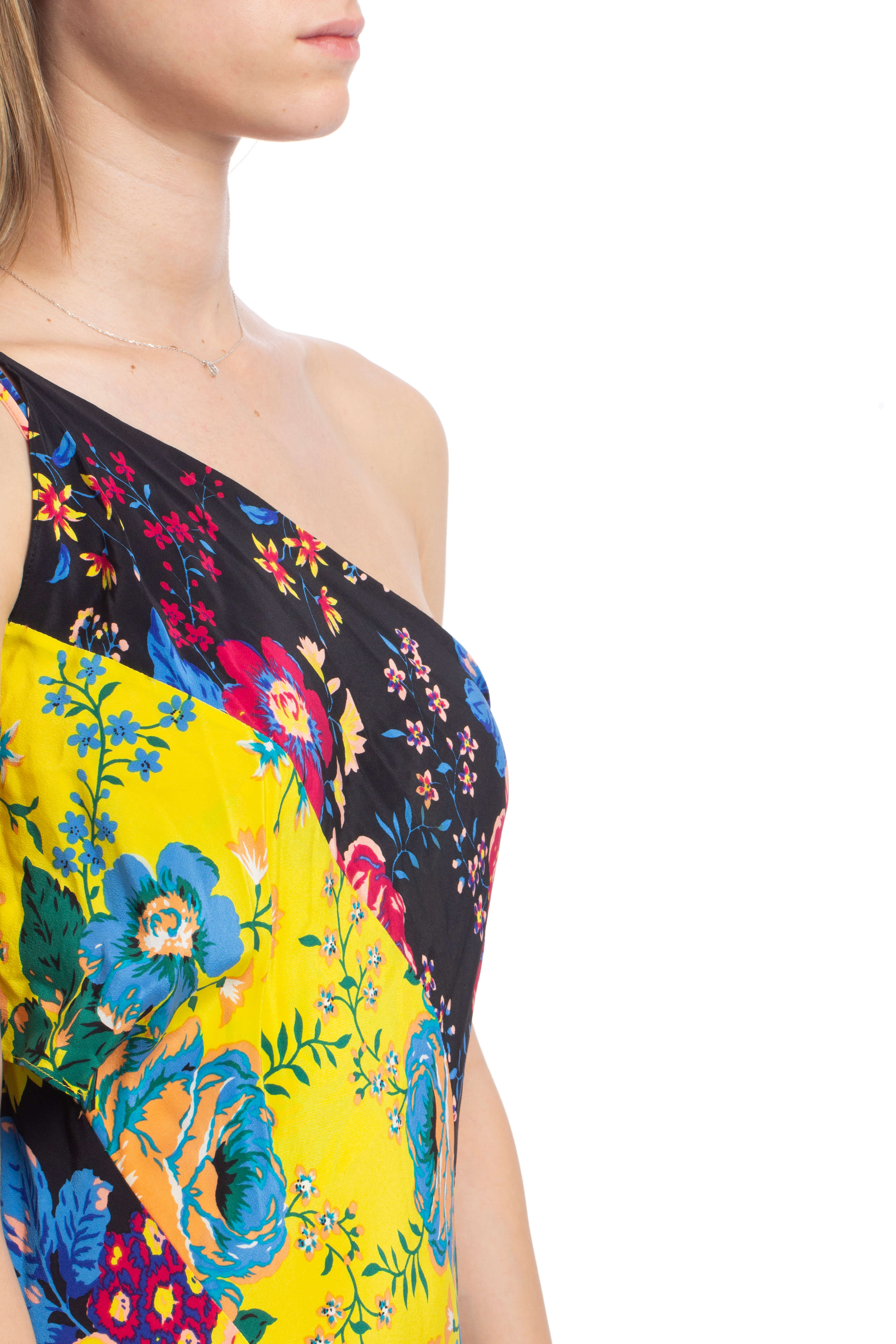 Diane Von Furstenberg, Talla M