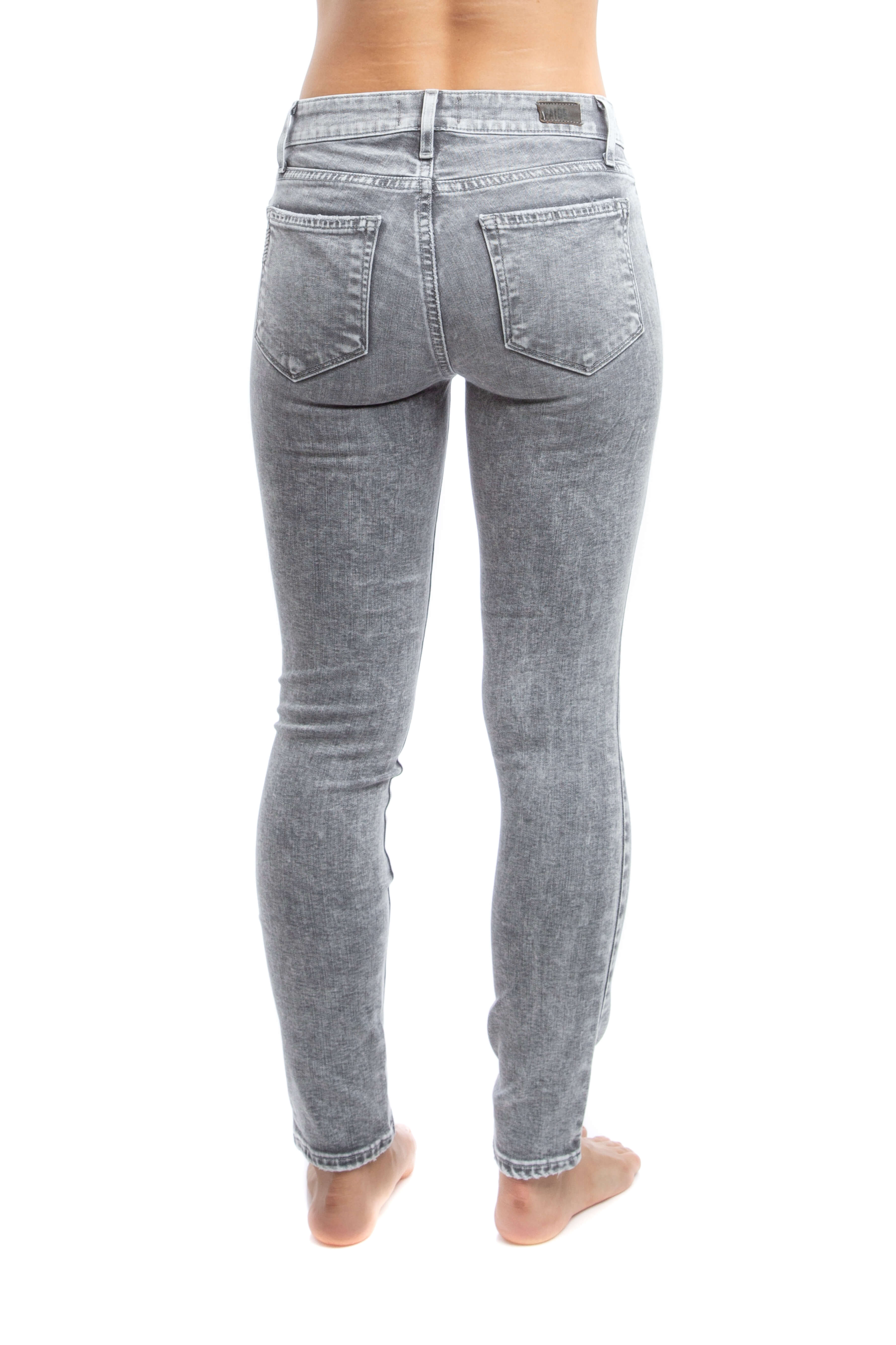 Paige, Talla 24