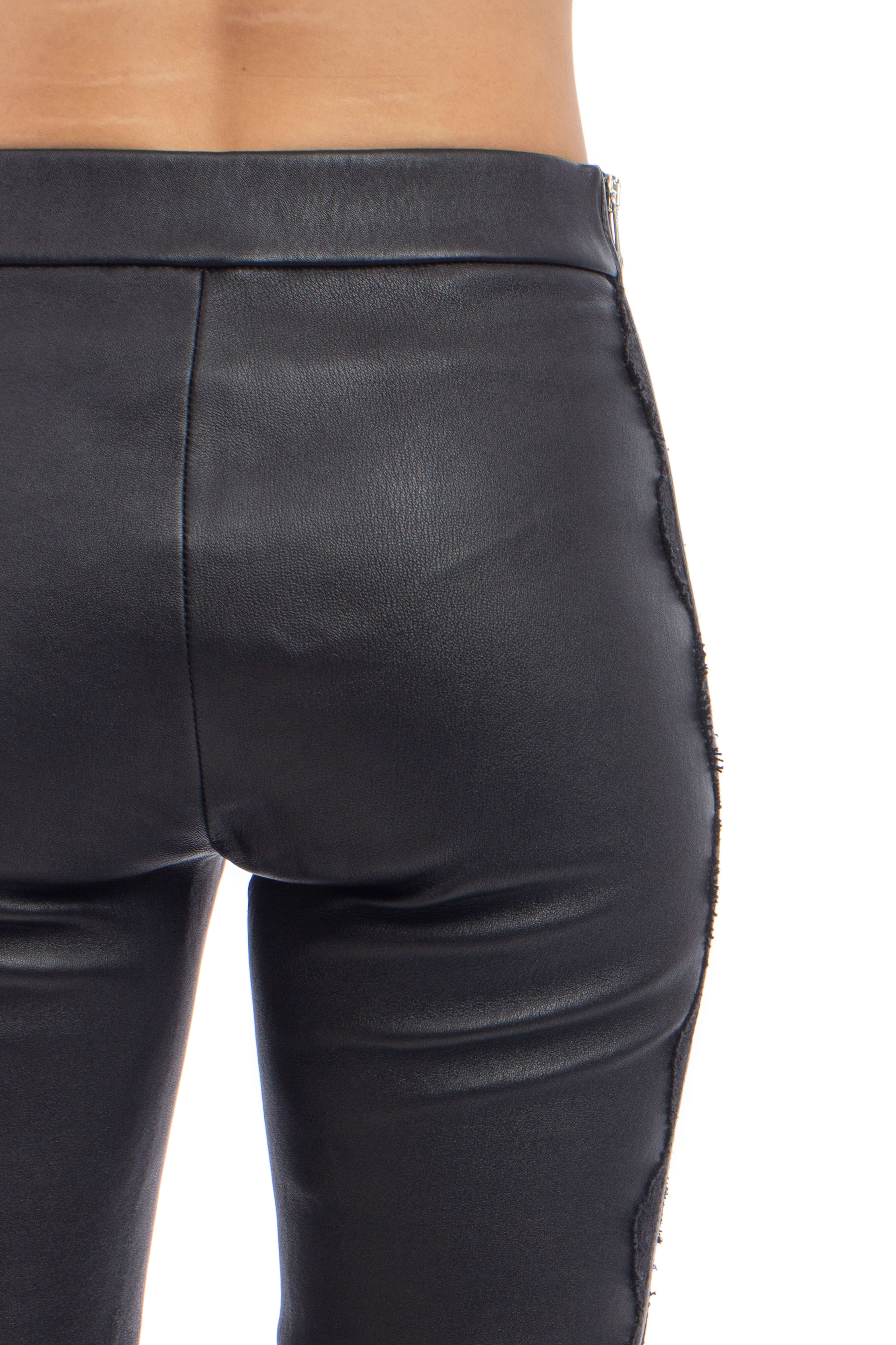 Alexander McQueen, Talla 40