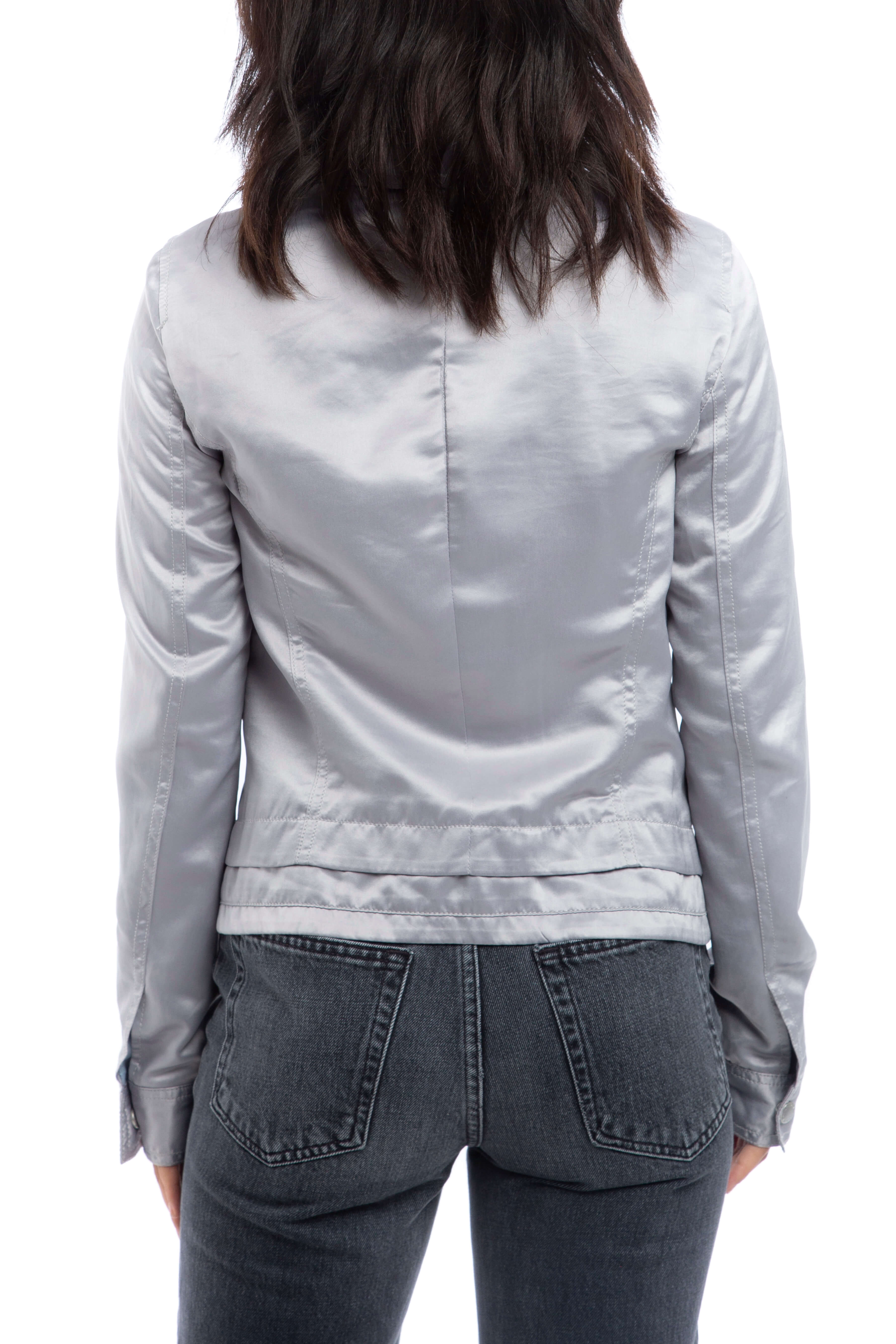 Armani Exchange, Talla S