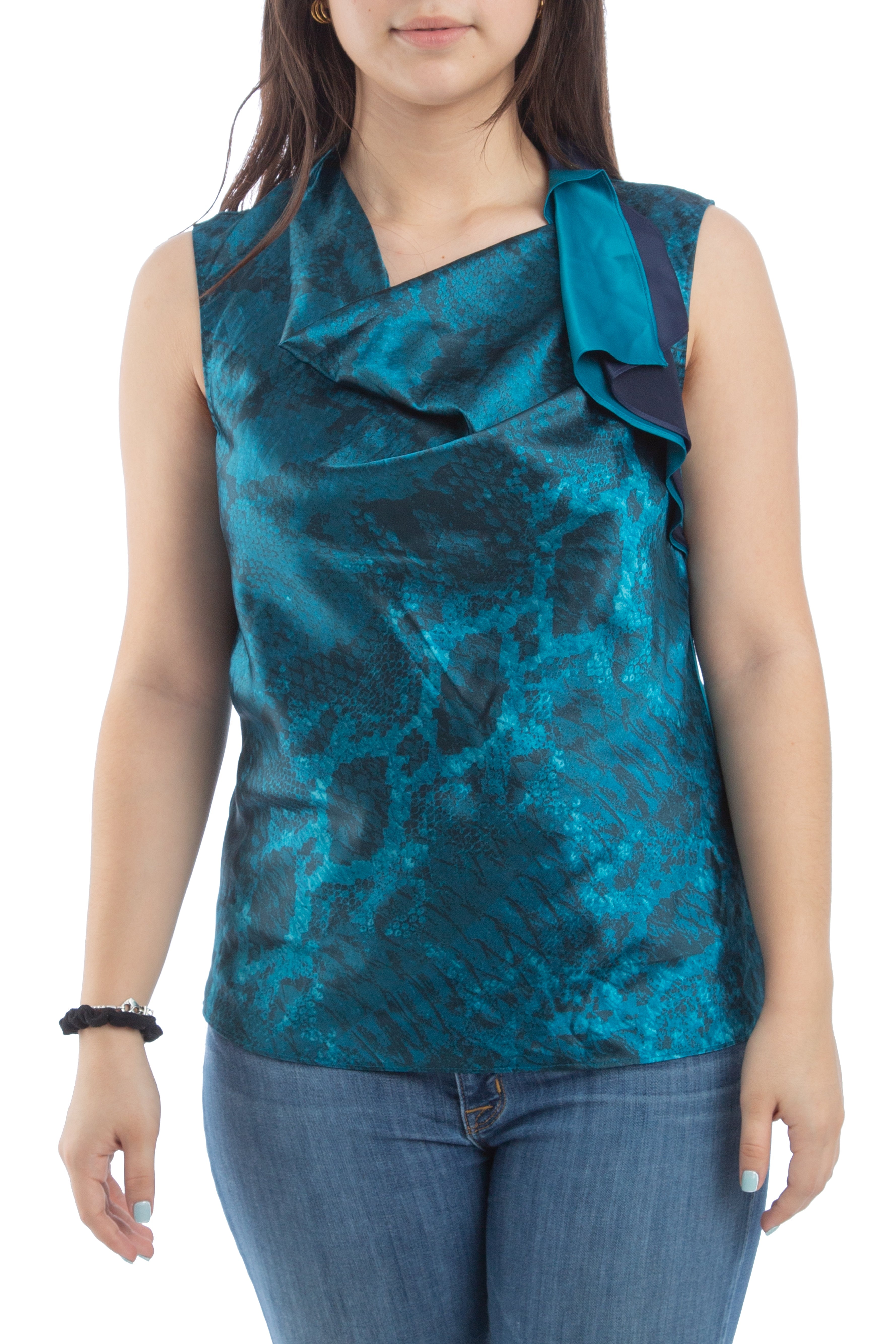 T Tahari, Talla M
