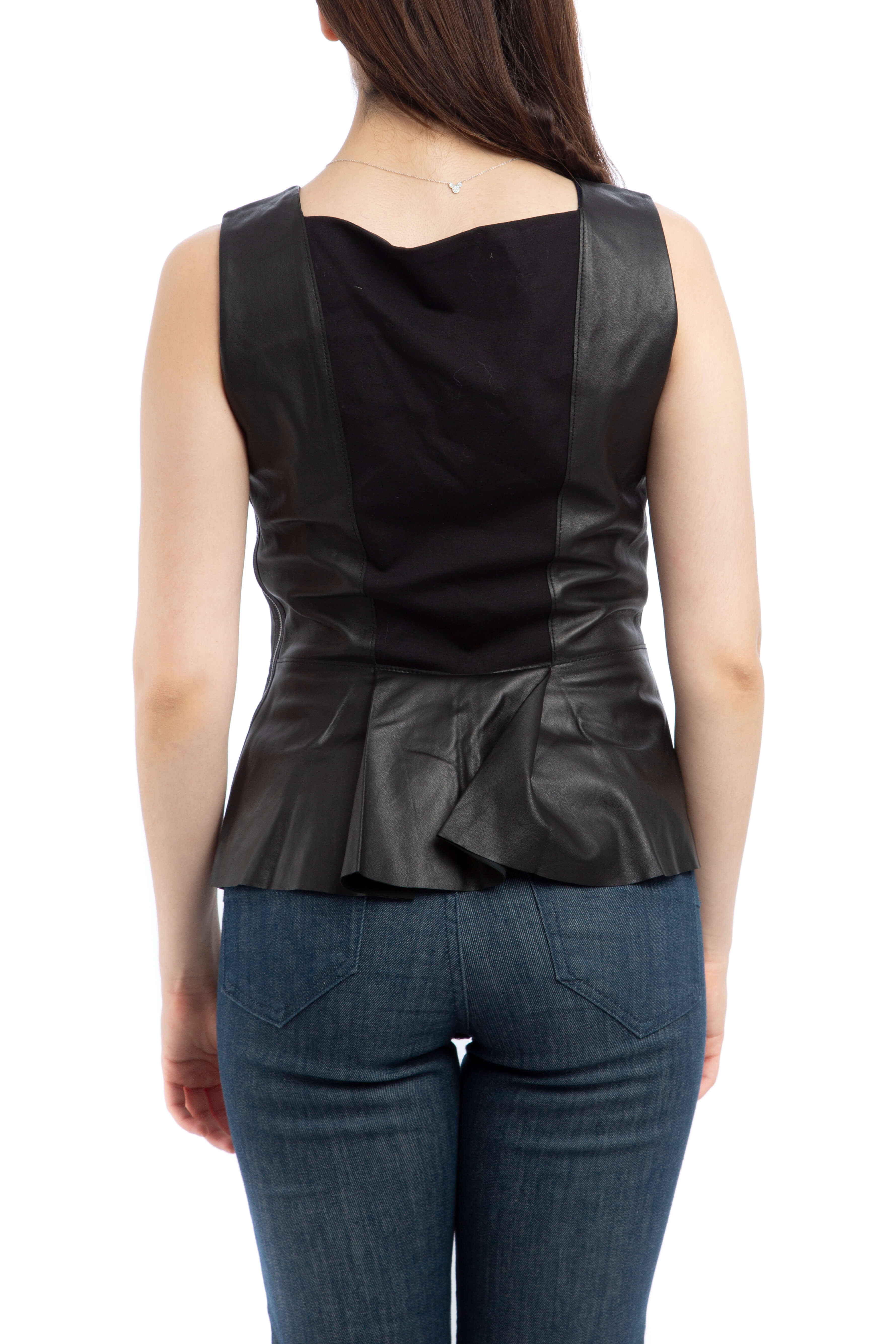Elie Tahari, Talla S