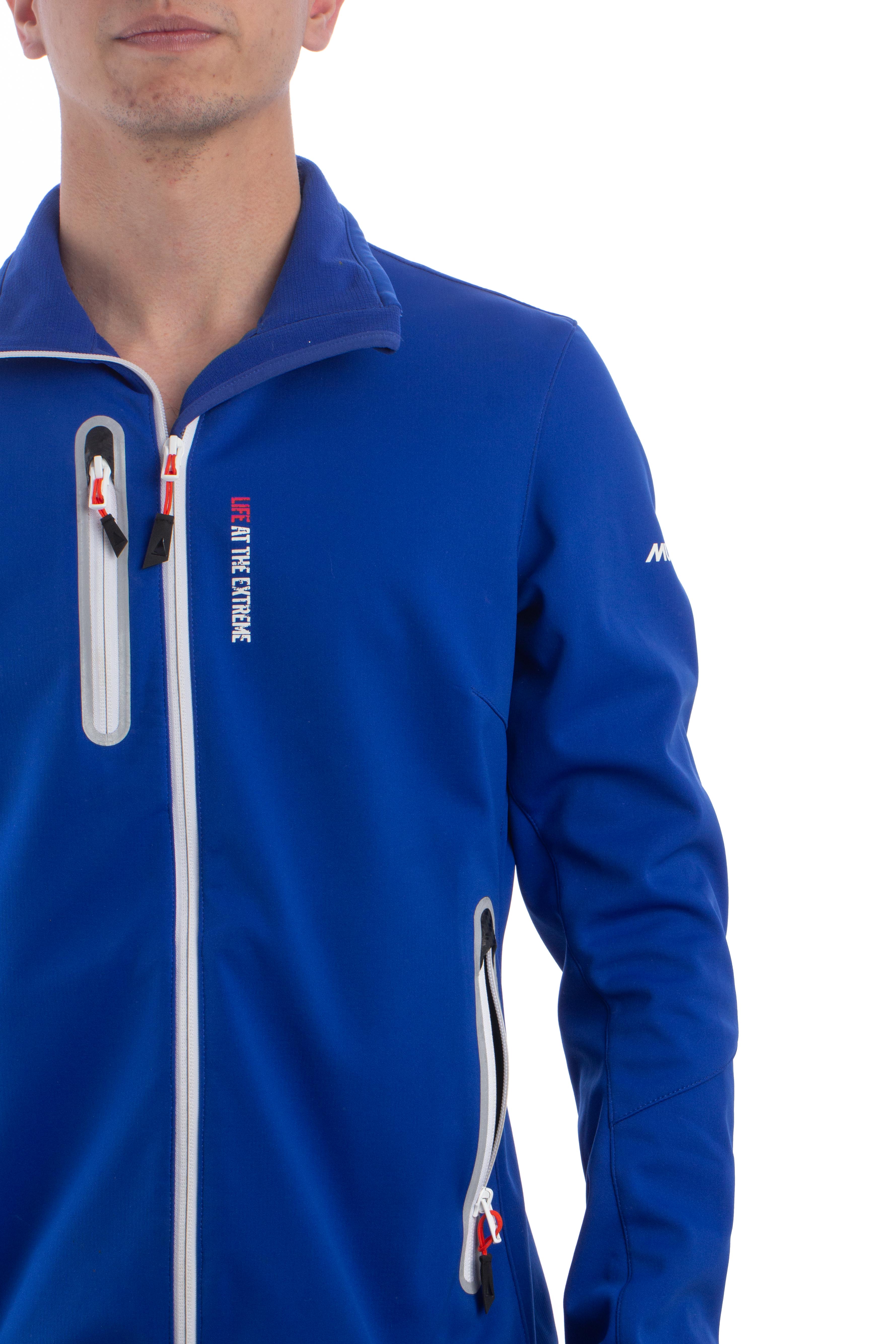 Musto, Talla 8