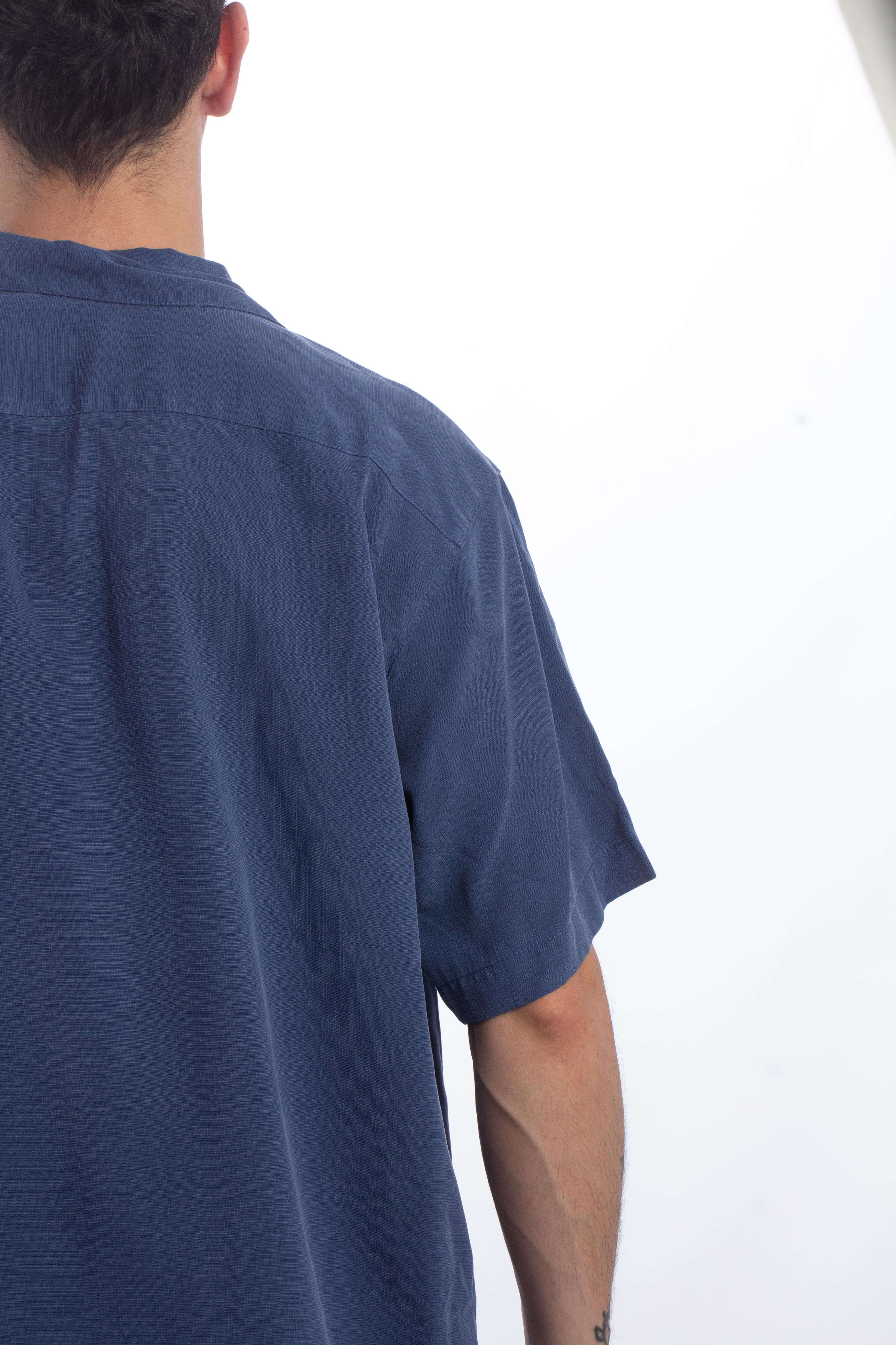 Columbia, Talla L