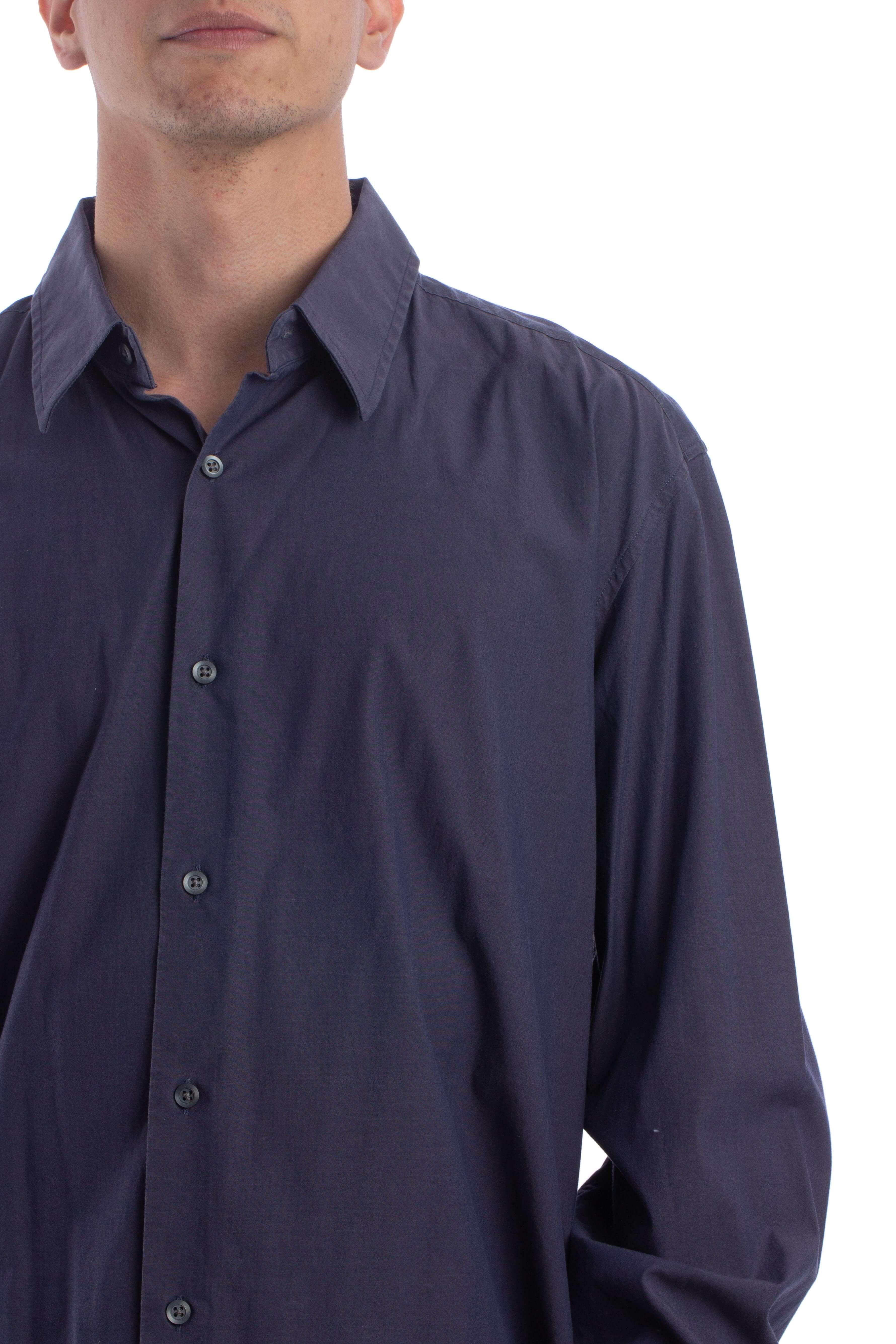 Banana Republic, Talla 17