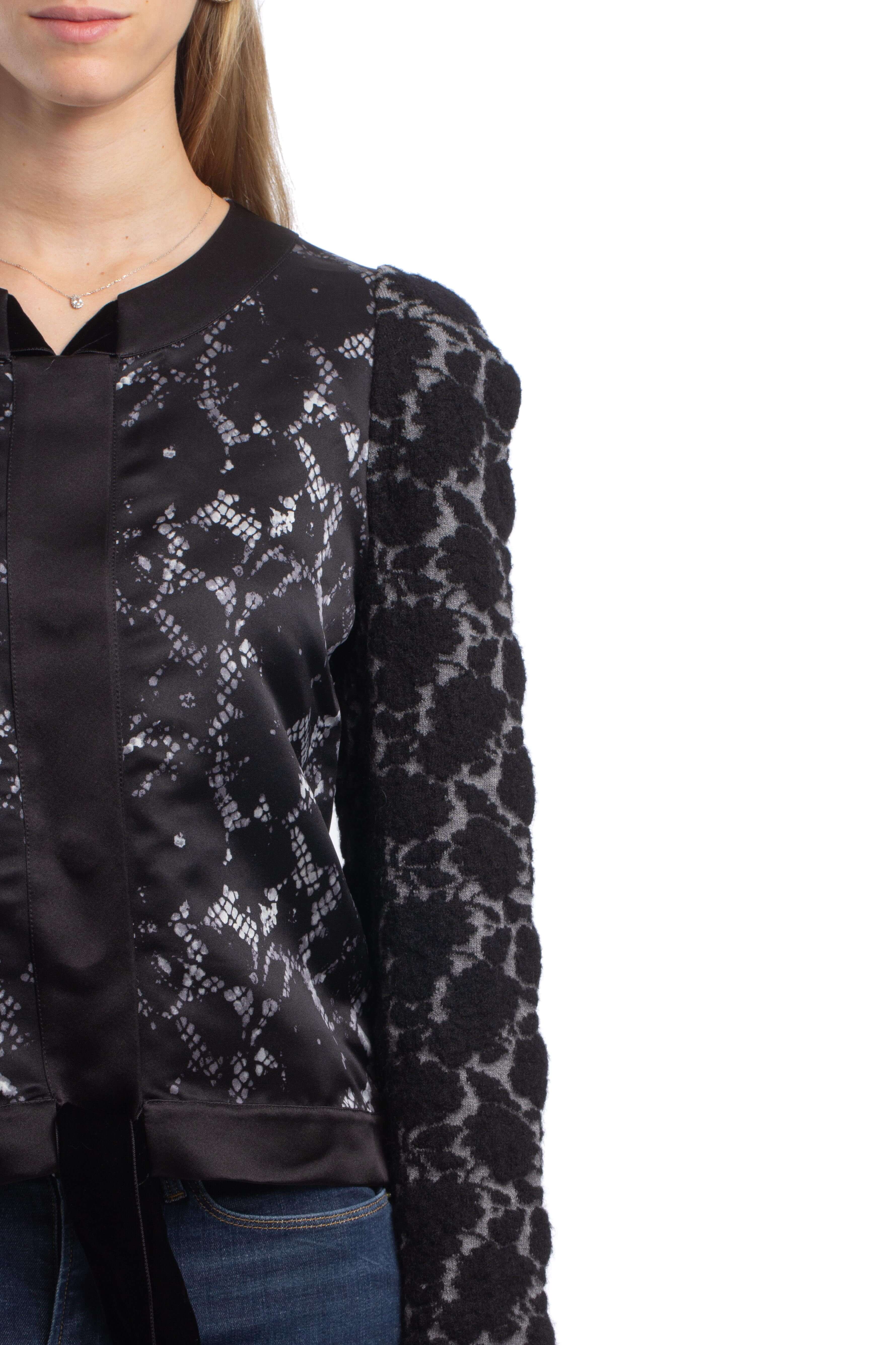 Louis Vuitton, Talla L