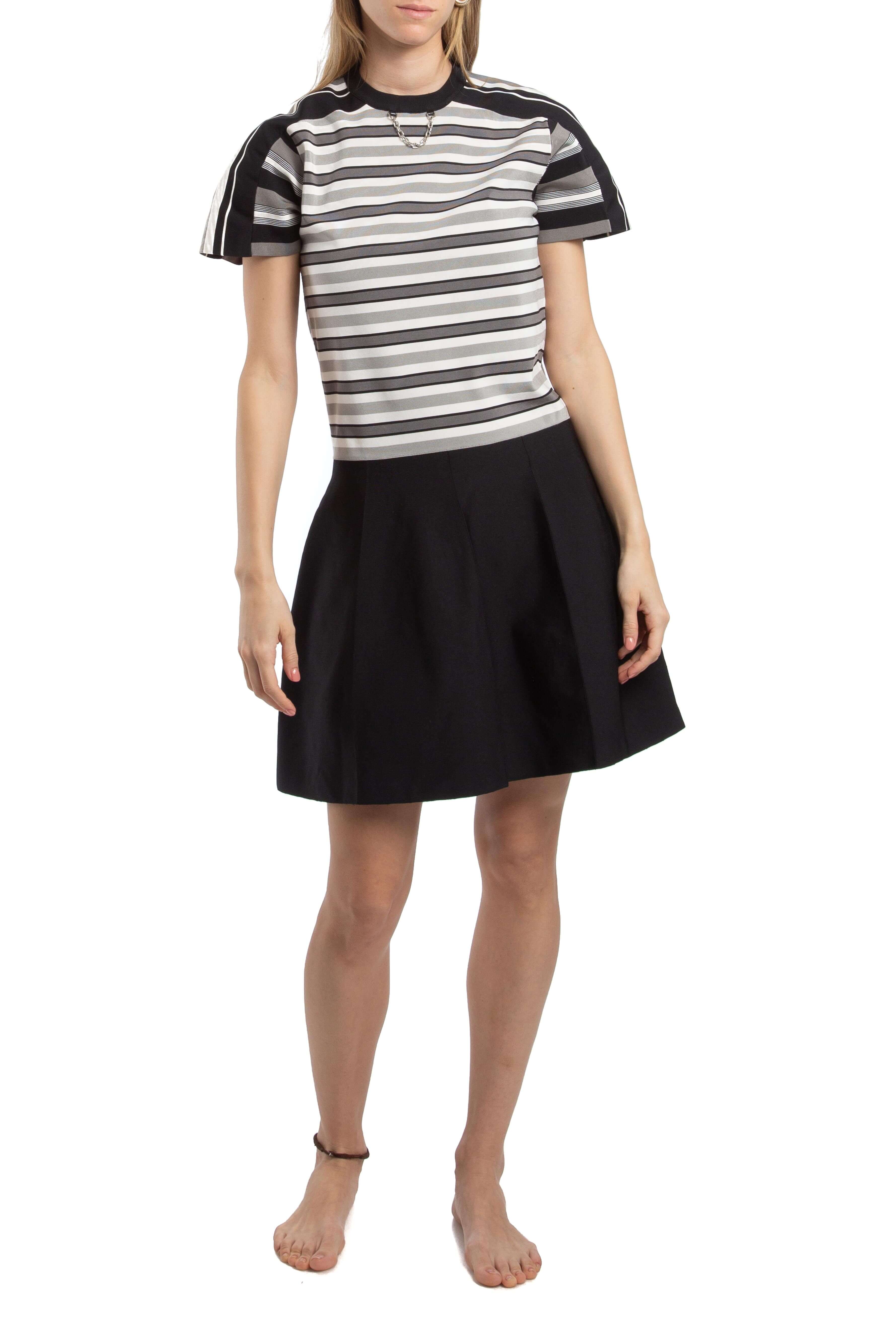 Louis Vuitton, Talla M