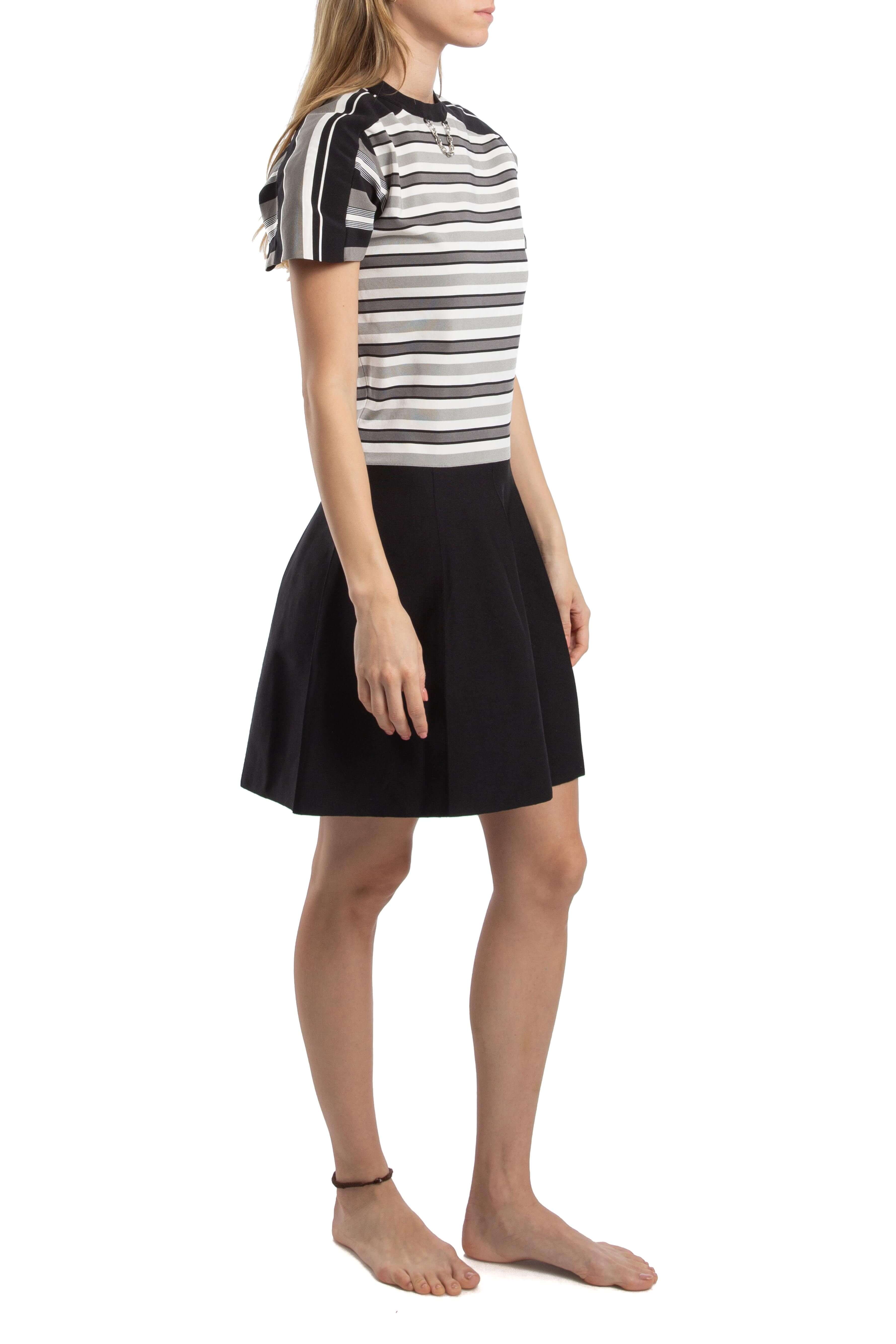 Louis Vuitton, Talla M