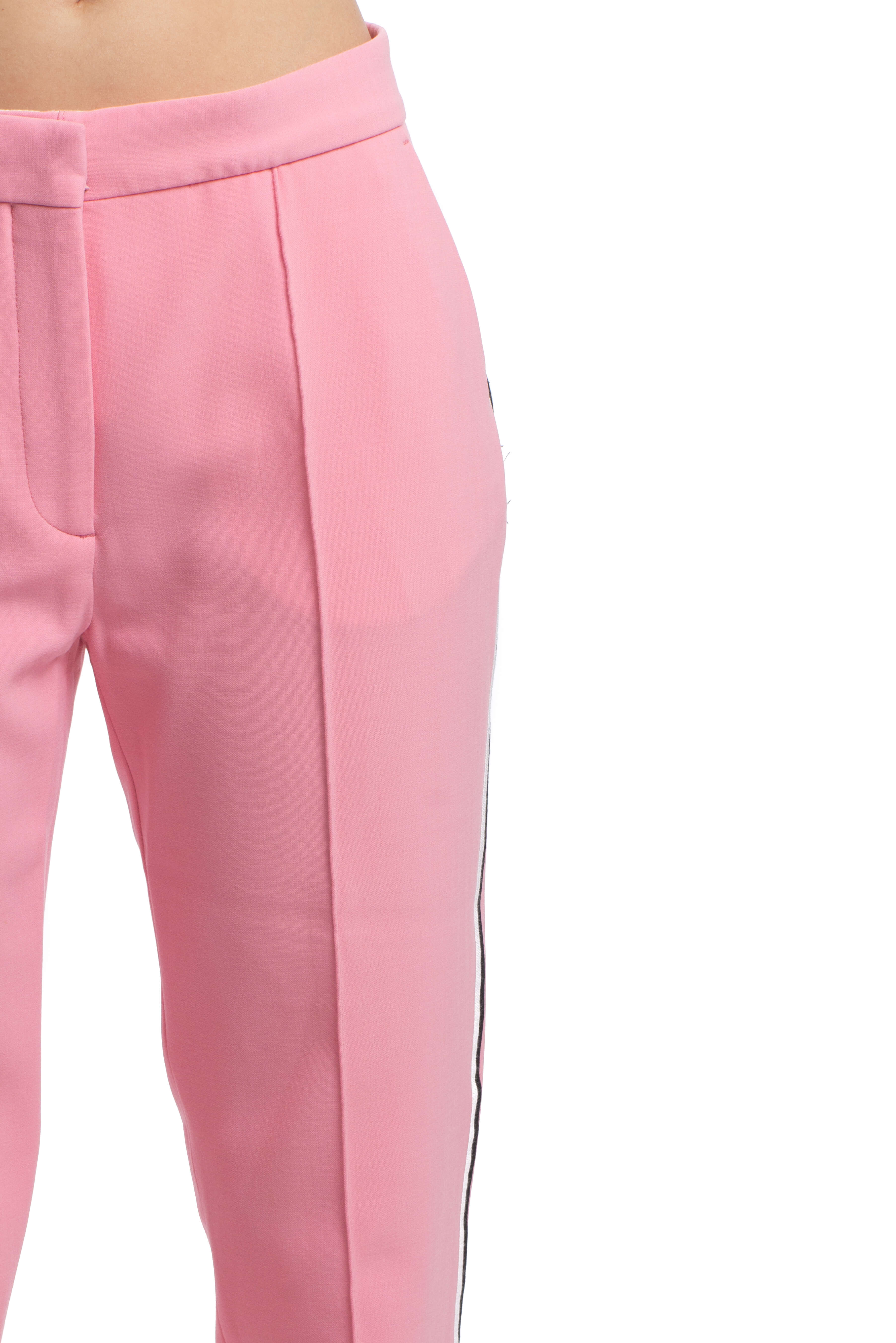 Victoria Beckham, Talla 4