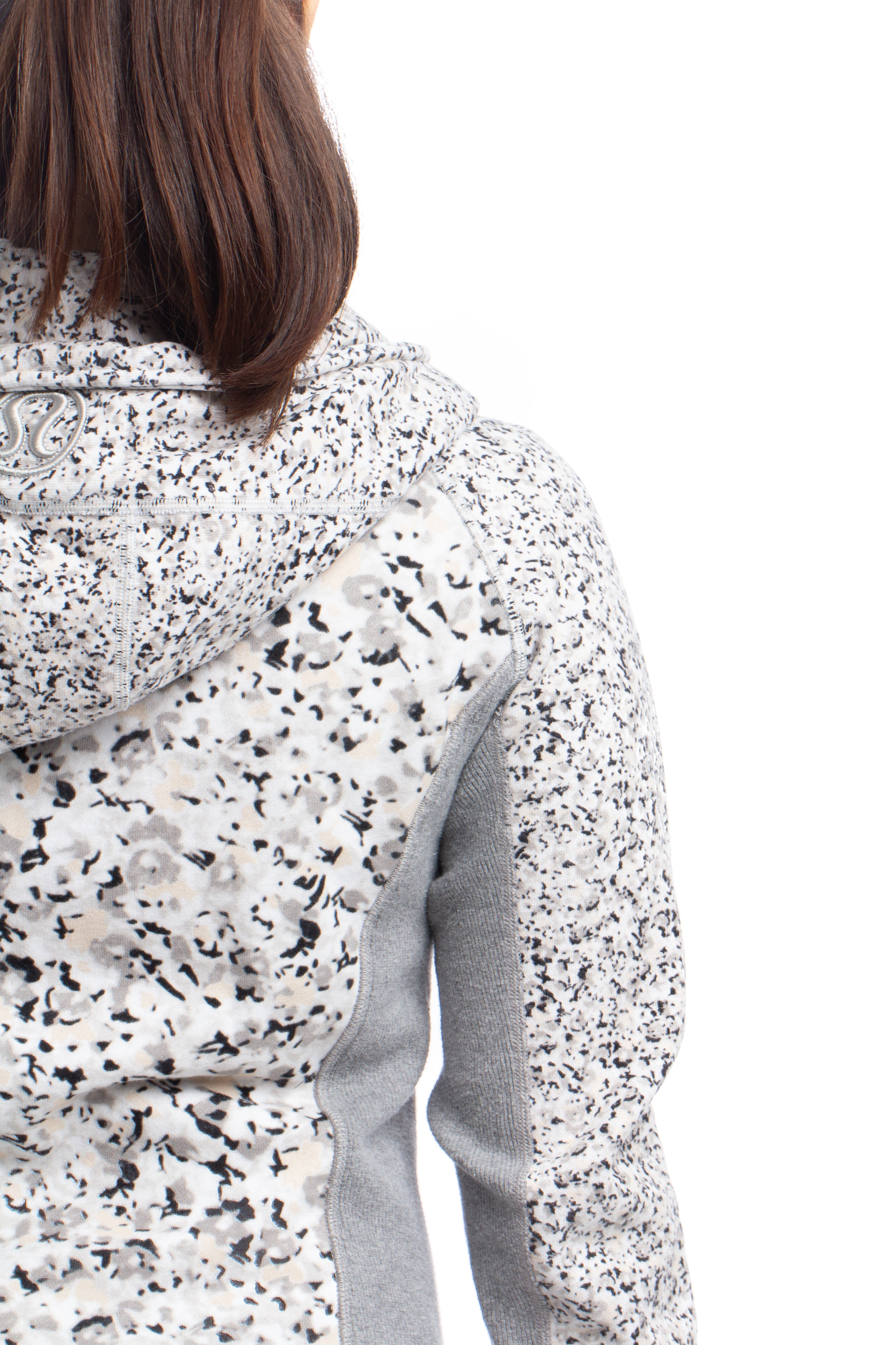 Lulu Lemon, Talla M