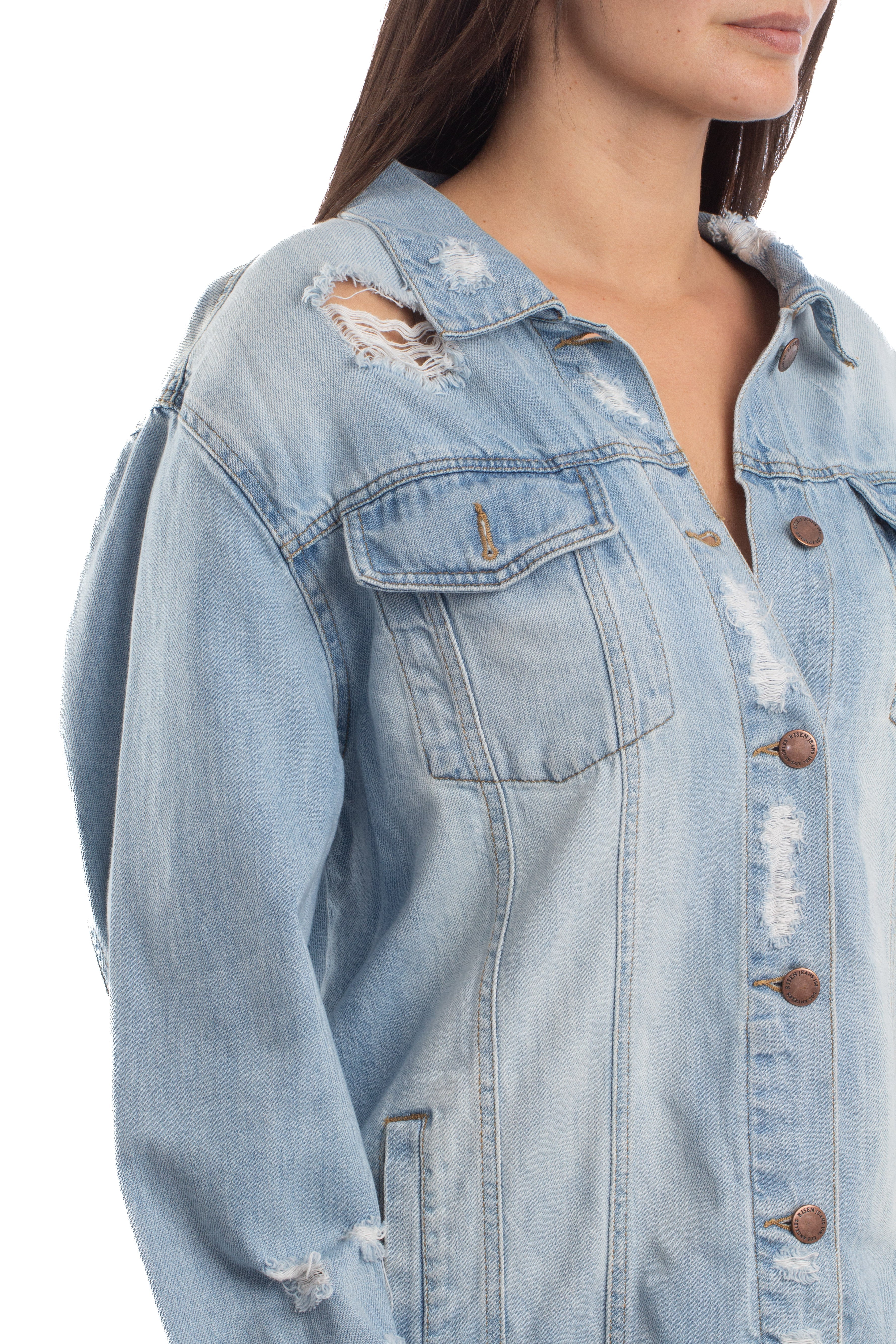 Risen, Talla L