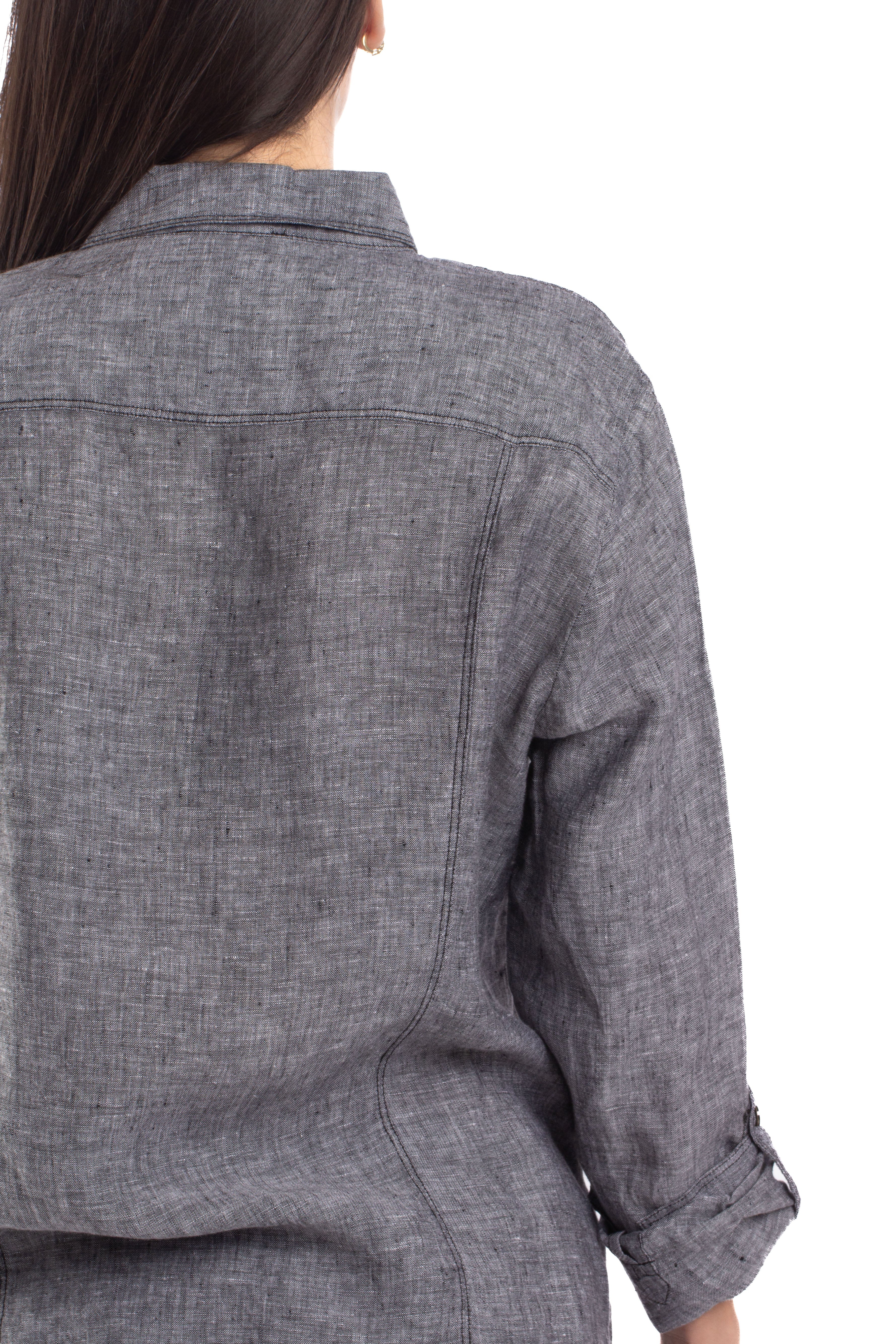 Saks Fifth Avenue, Talla L