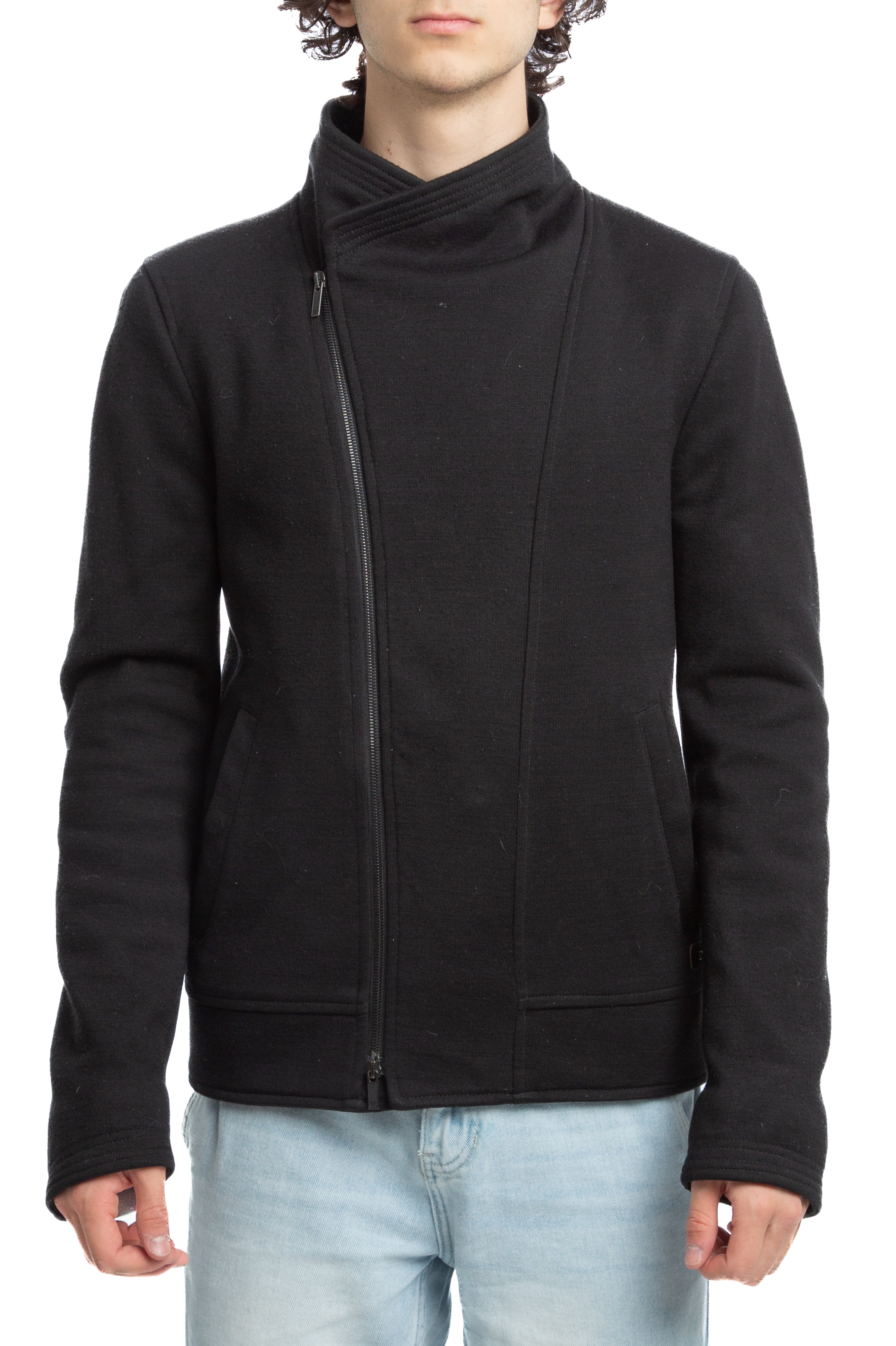 Emporio Armani, Talla 52