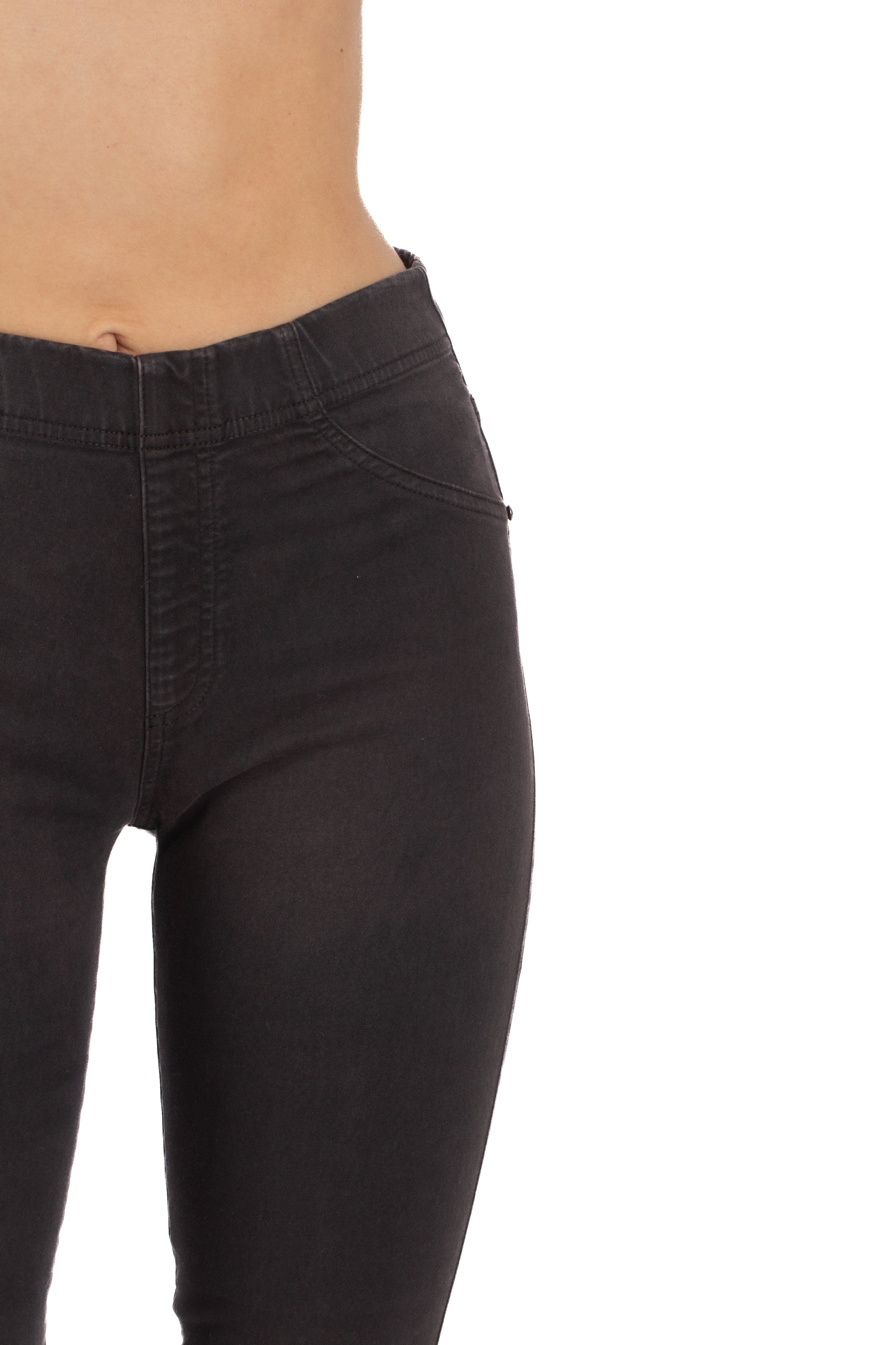 Ambrosi, Talla 40