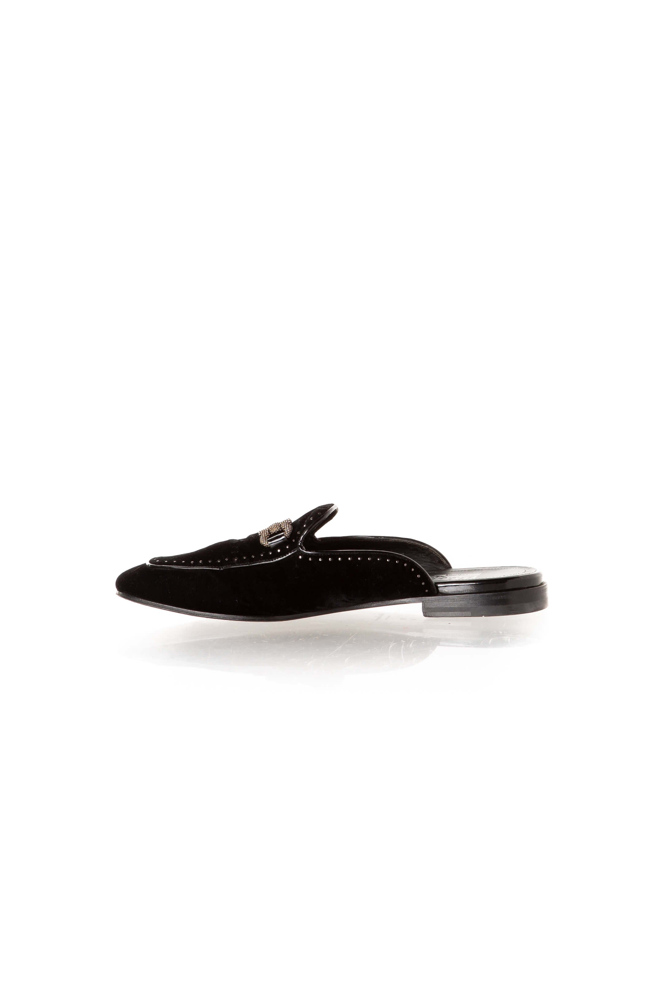 Salvatore Ferragamo, Talla 10 USA