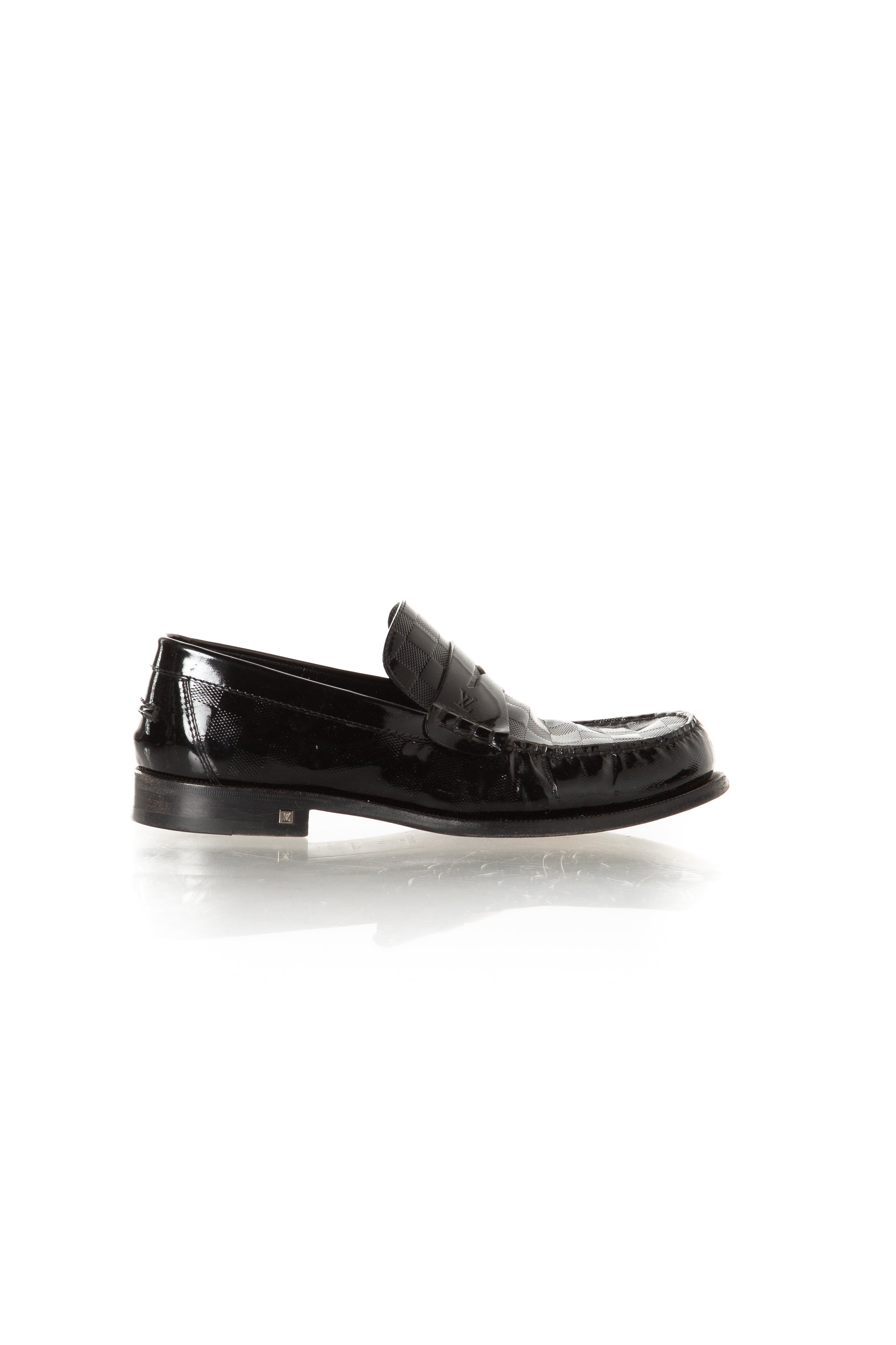 Louis Vuitton, Talla 9