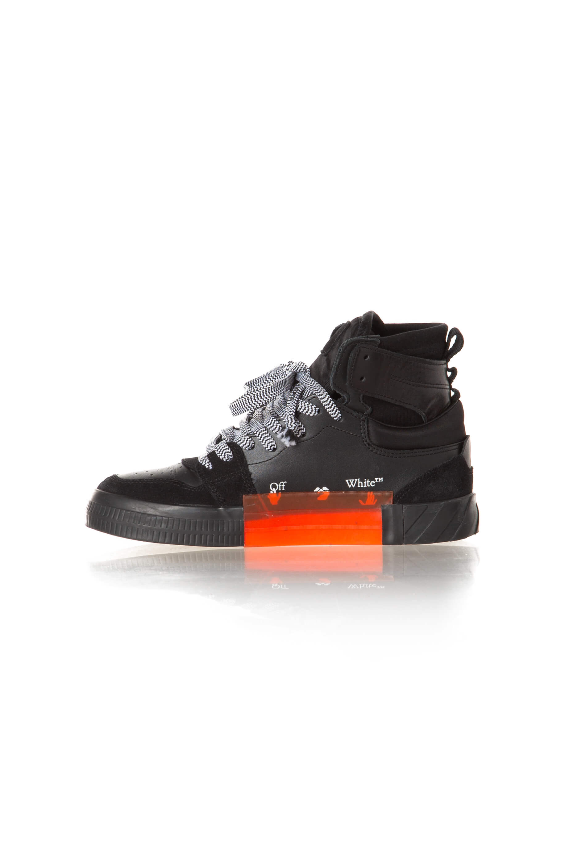 Off-White, Talla 8